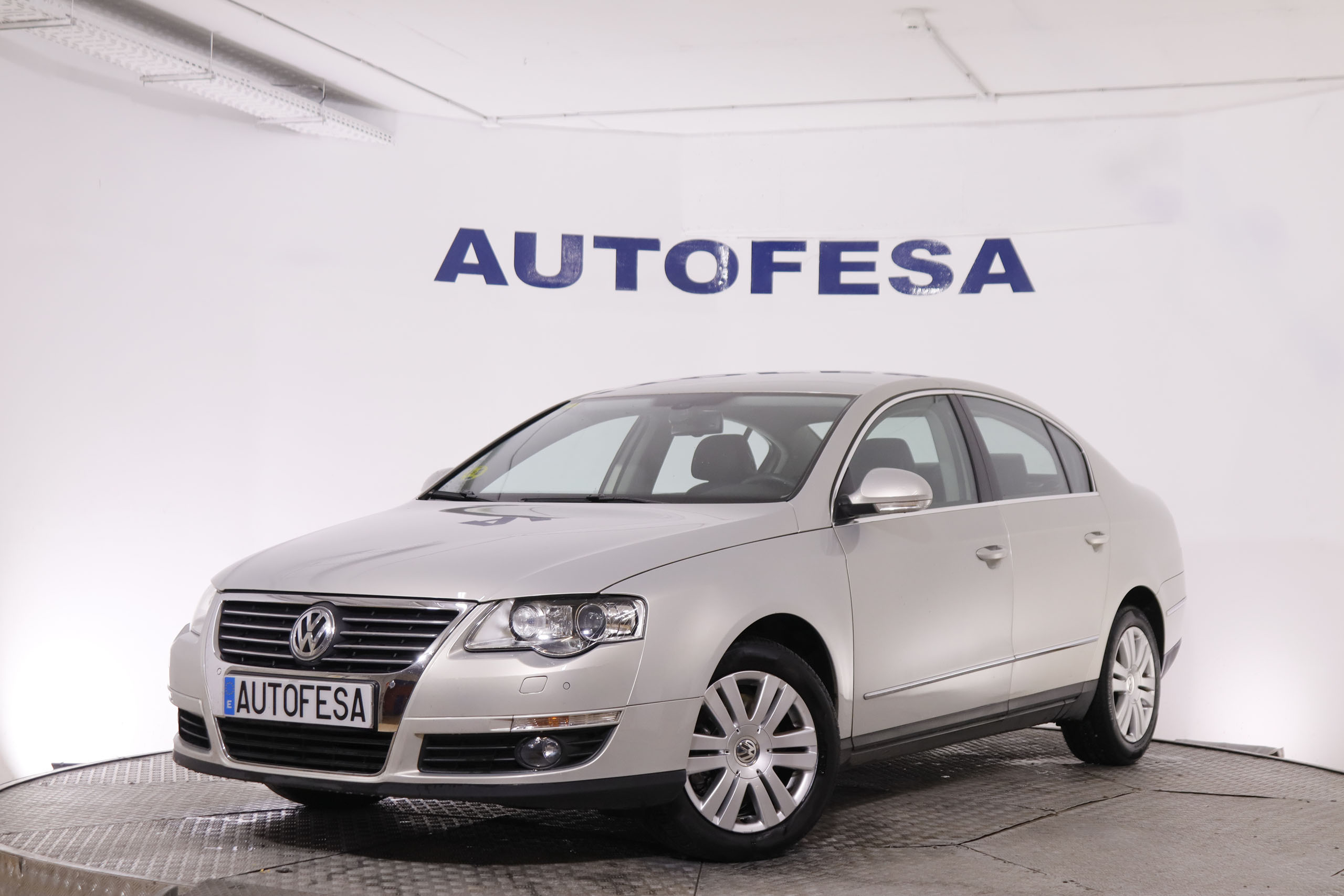 Volkswagen Passat 1.6 TDI BLUEMOTION 105CV 4P # PARKTRONIC foto 22
