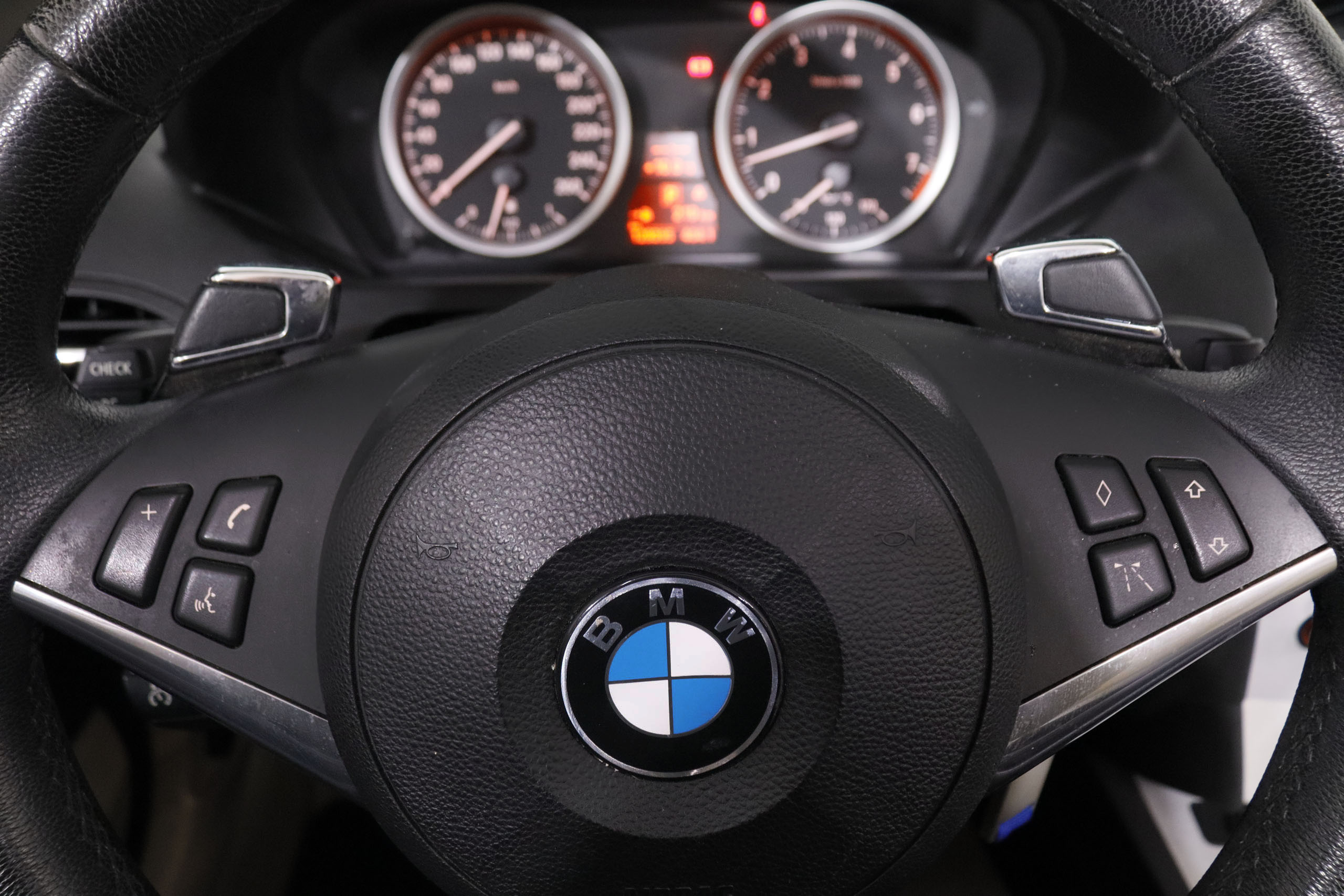 BMW 630 SERIE 6 630I E63 AUTO 272CV 2P AUTO # NAVY, CUERO, LEVAS BLUETOOTH foto 21