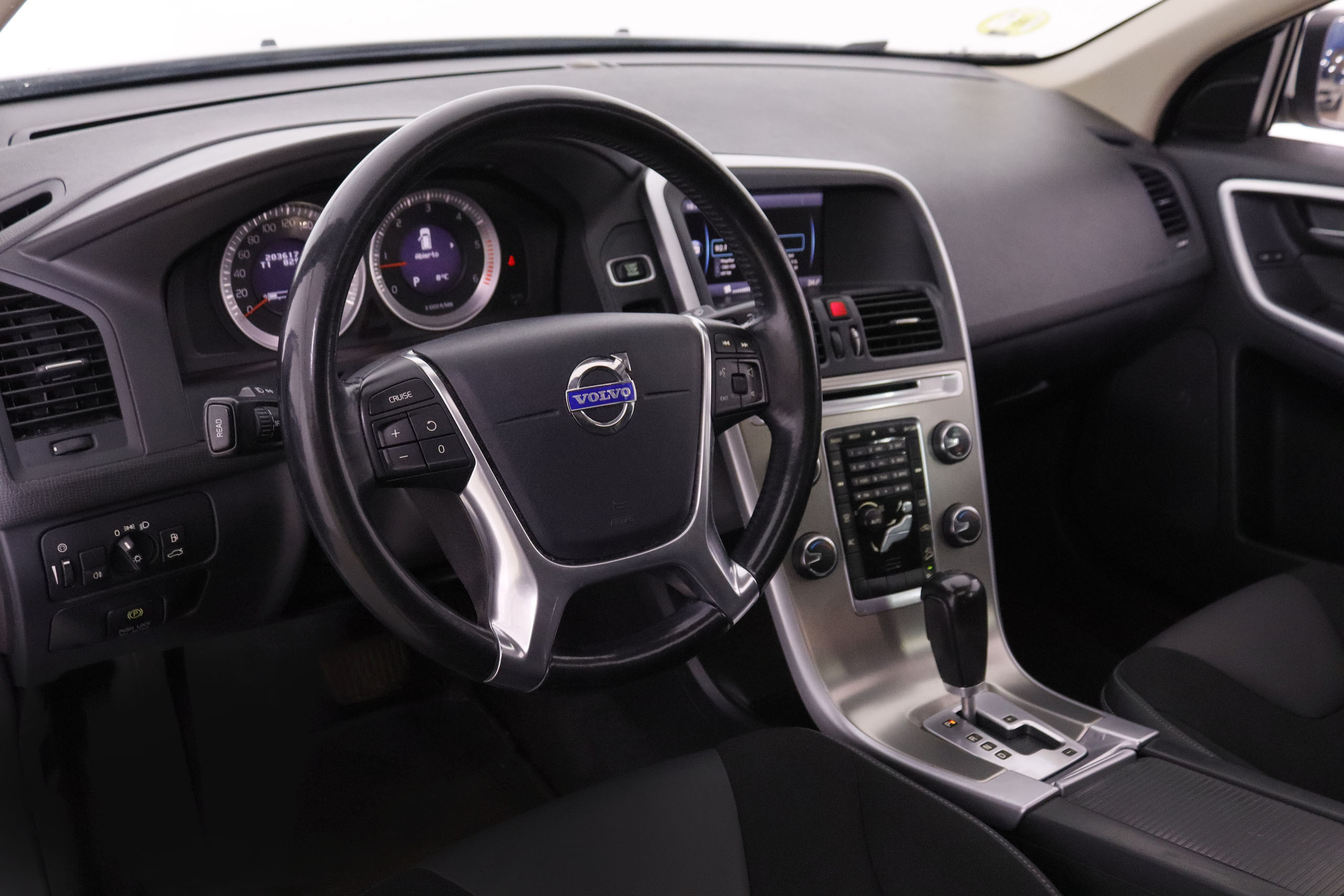 Volvo Xc 60 2.5 MOMENTUM AWD AUTO 205CV 5P # TECHO ELECTRICO, NAVY, PARKTRONIC foto 15