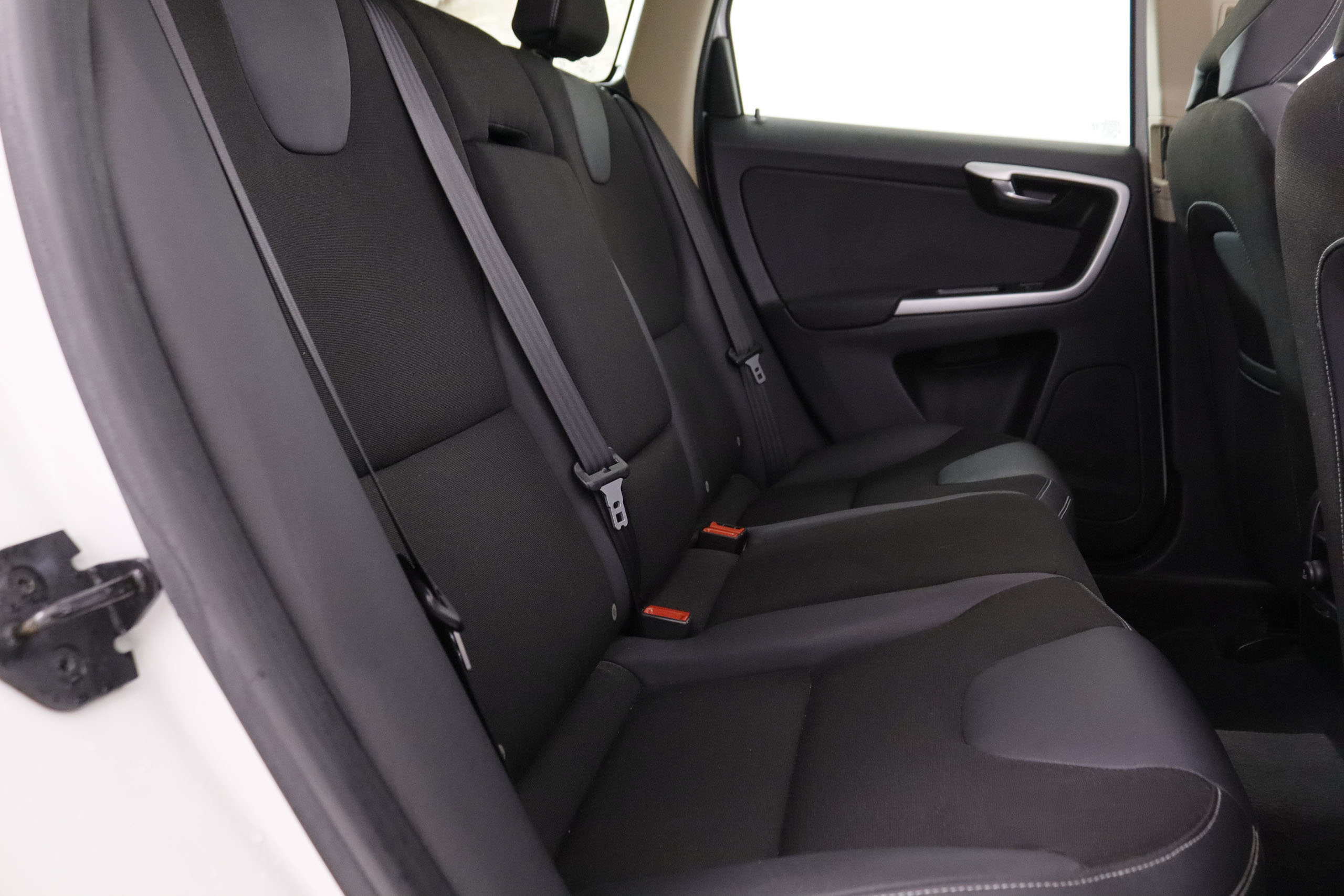 Volvo Xc 60 2.5 MOMENTUM AWD AUTO 205CV 5P # TECHO ELECTRICO, NAVY, PARKTRONIC foto 24