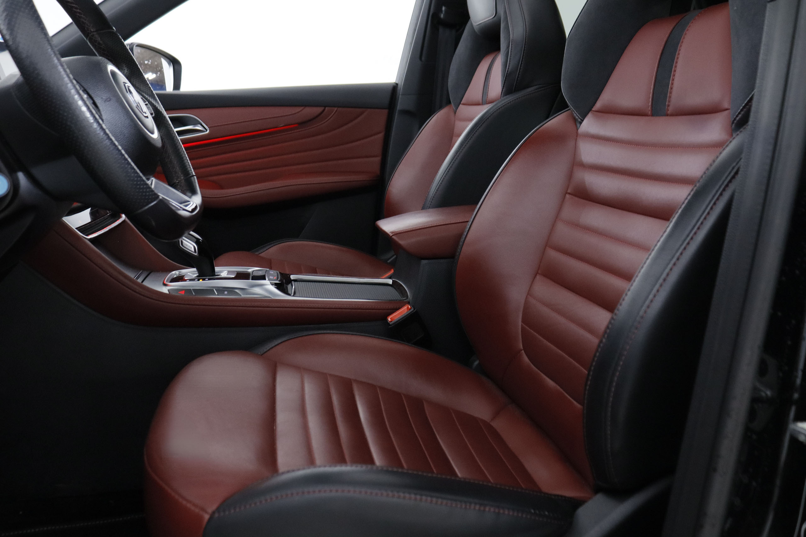 Mg EHS 1.5 PLUG IN HYBRID LUXURY AUTO 258CV 5P #IVA DEDUCIBLE, TECHO ELEC PANORAMICO, NAVY, PARKTRONIC foto 28