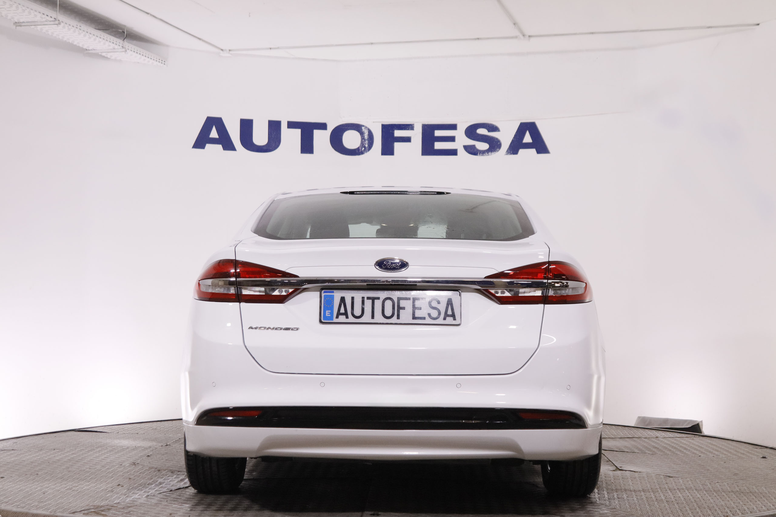 Ford Mondeo 2.0 HYBRID TITANIUM AUTO 187CV 4P # IVA DEDUCIBLE, NAVY, PARKTRONIC foto 6