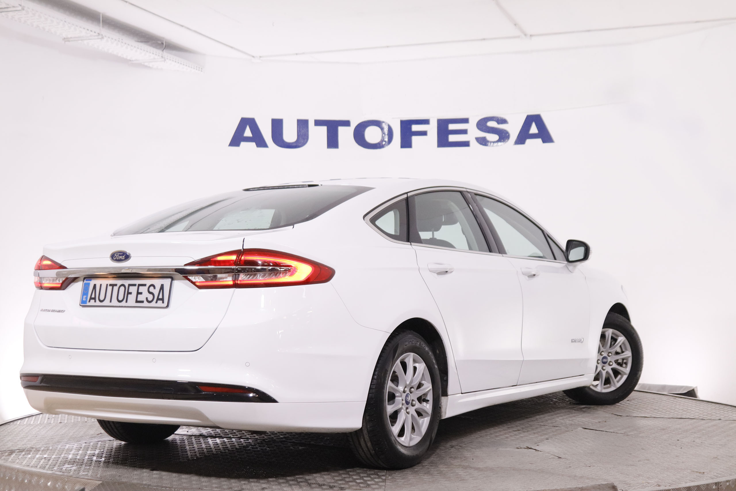 Ford Mondeo 2.0 HYBRID TITANIUM AUTO 187CV 4P # IVA DEDUCIBLE, NAVY, PARKTRONIC foto 7