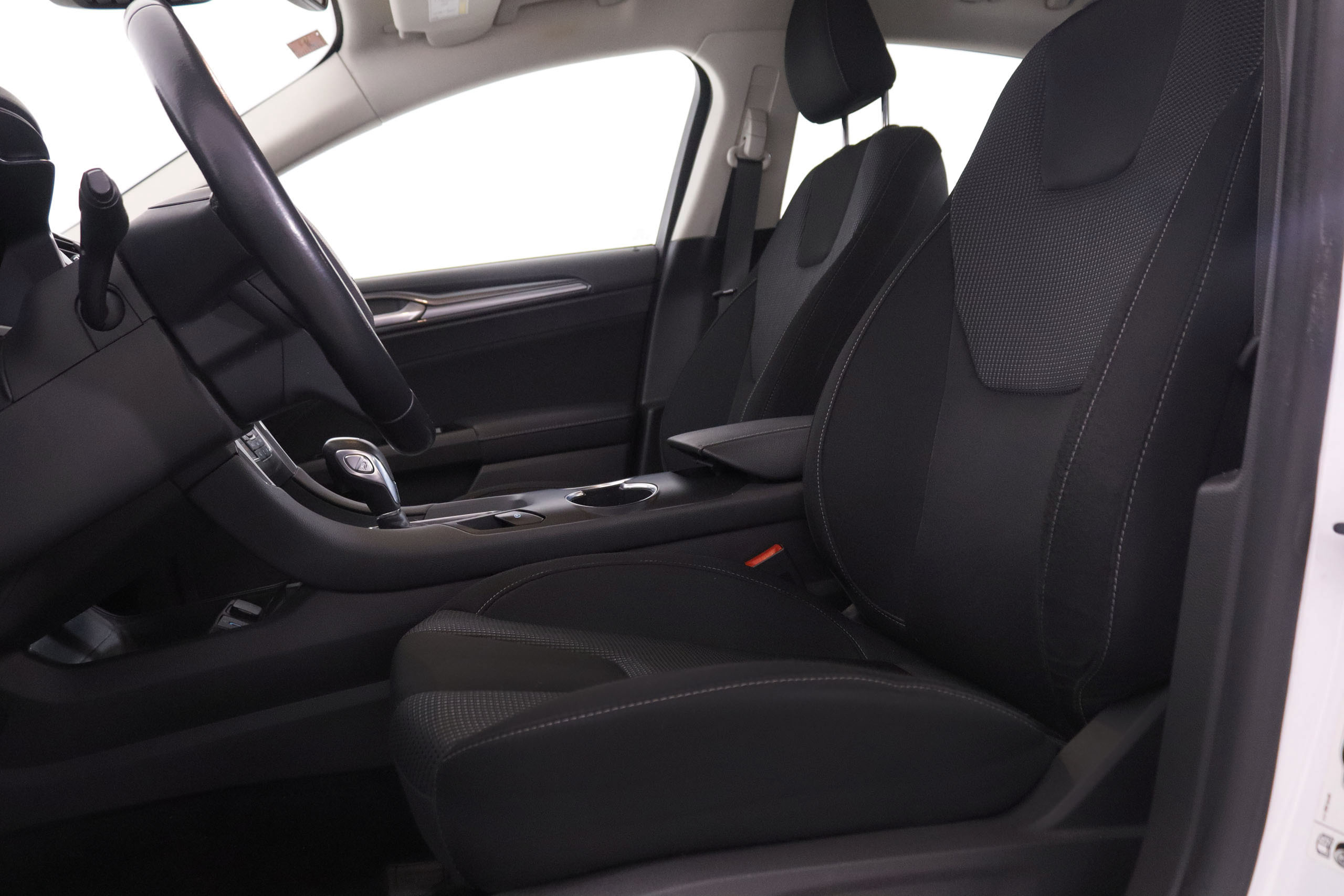 Ford Mondeo 2.0 HYBRID TITANIUM AUTO 187CV 4P # IVA DEDUCIBLE, NAVY, PARKTRONIC foto 22