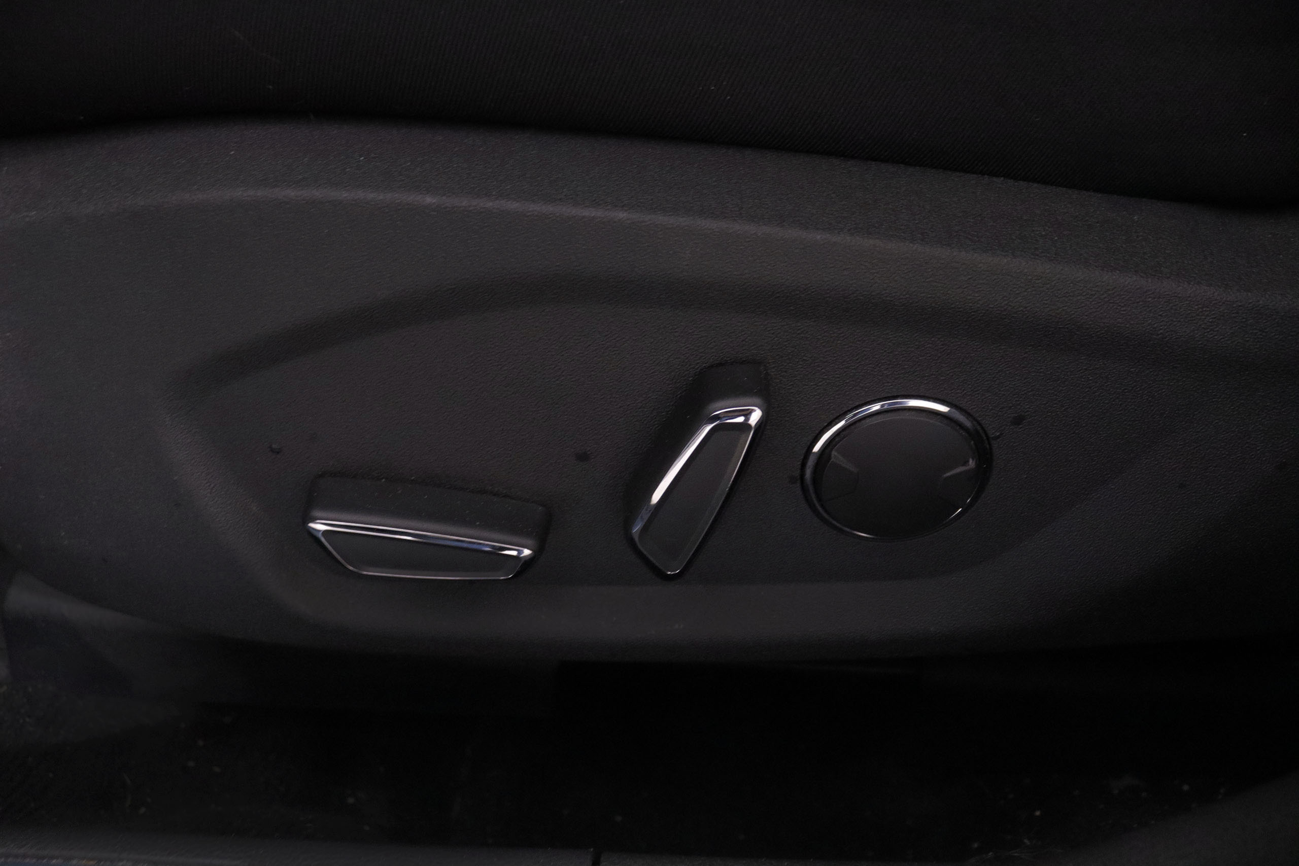 Ford Mondeo 2.0 HYBRID TITANIUM AUTO 187CV 4P # IVA DEDUCIBLE, NAVY, PARKTRONIC foto 23