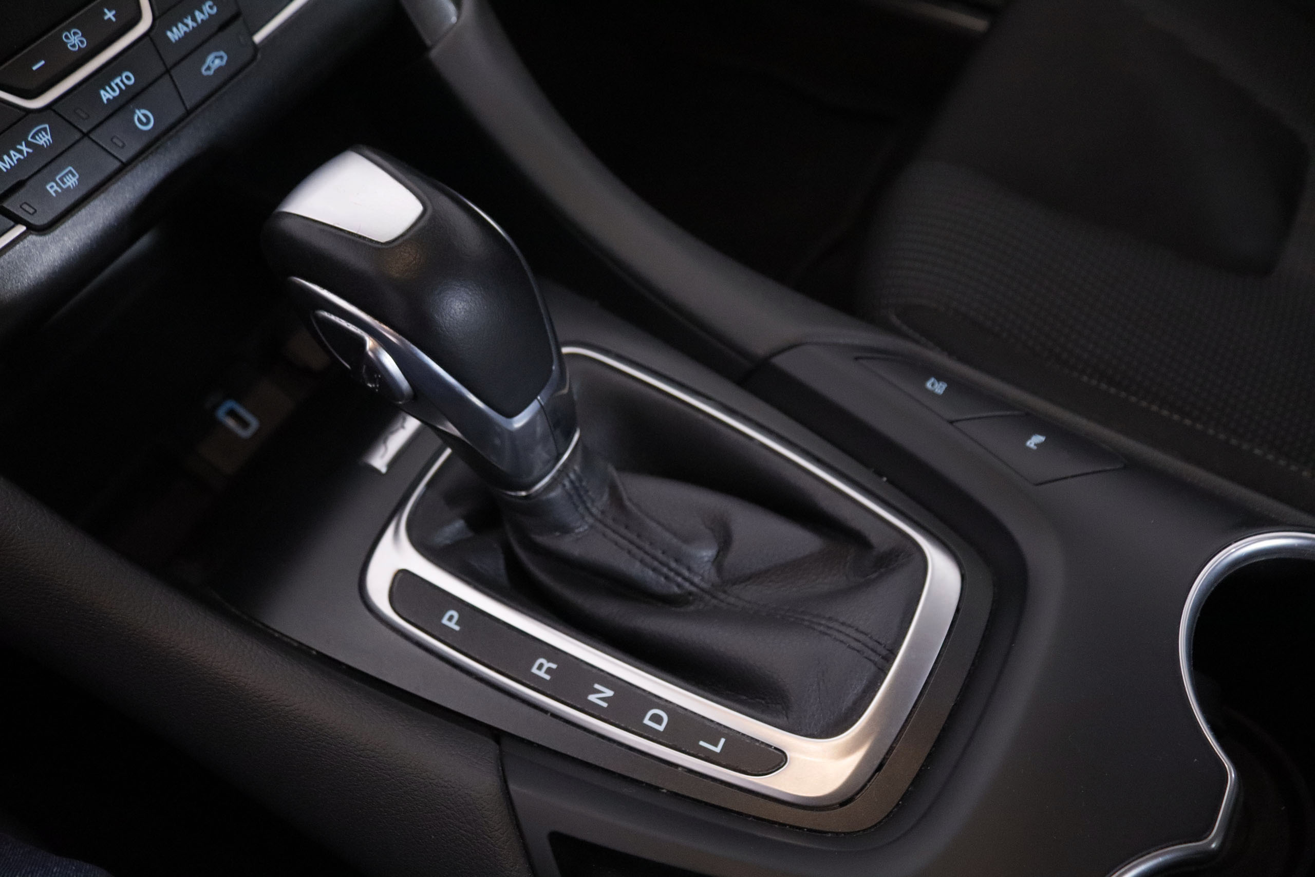 Ford Mondeo 2.0 HYBRID TITANIUM AUTO 187CV 4P # IVA DEDUCIBLE, NAVY, PARKTRONIC foto 21