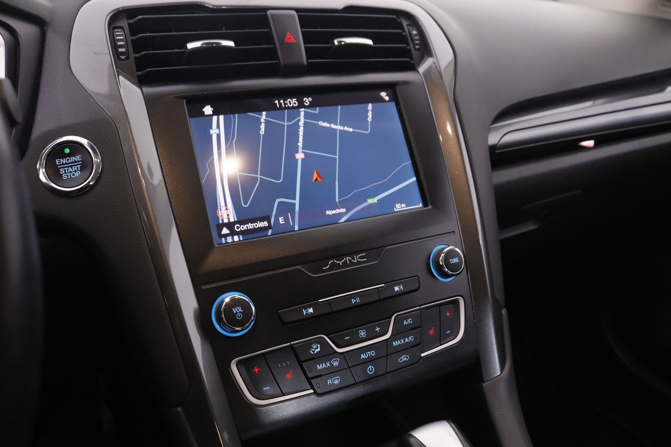 Ford Mondeo 2.0 HYBRID TITANIUM AUTO 187CV 4P # IVA DEDUCIBLE, NAVY, PARKTRONIC foto 19