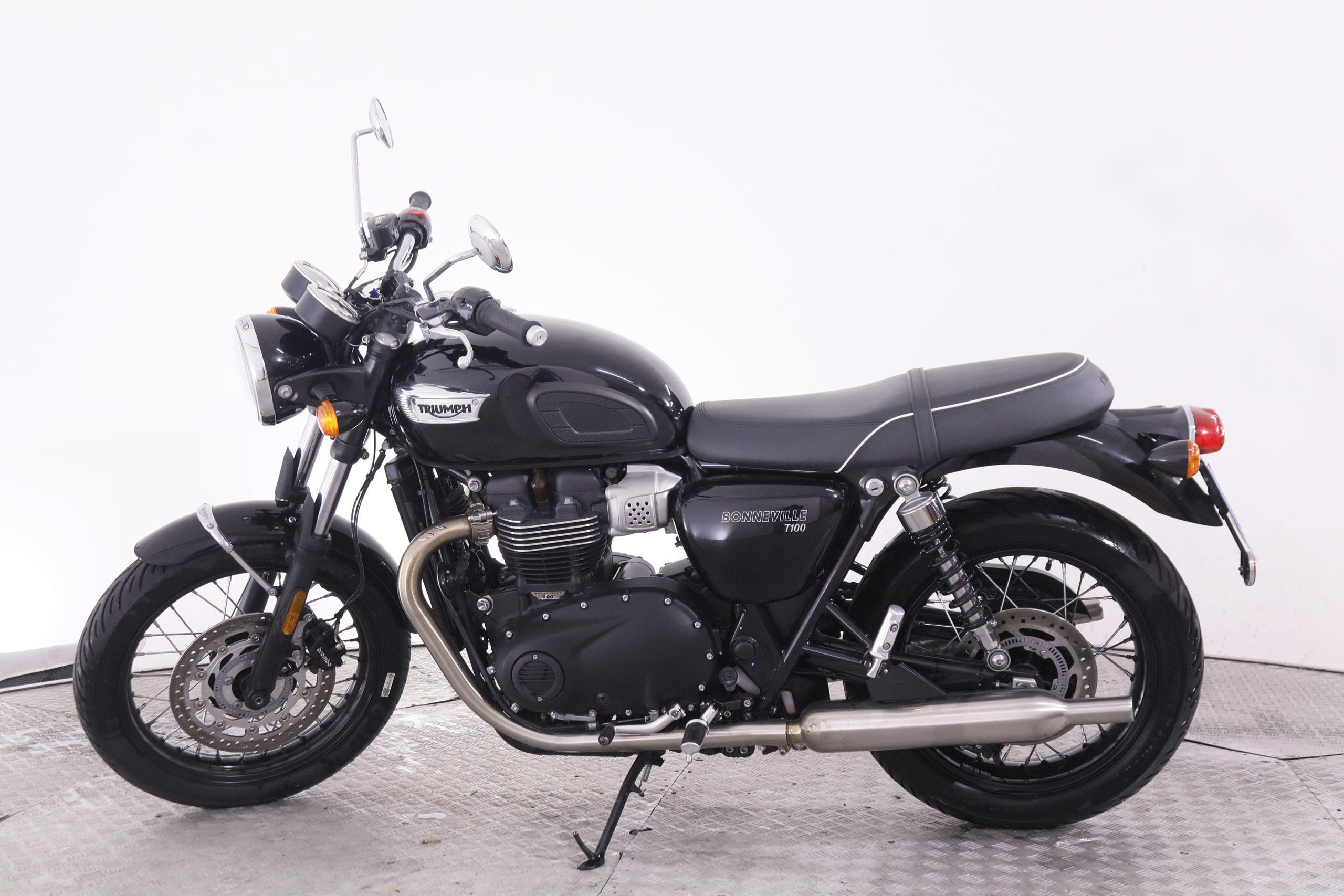 Triumph Bonneville T100 BONEVILLE T100 ABS ESP 65CV foto 10