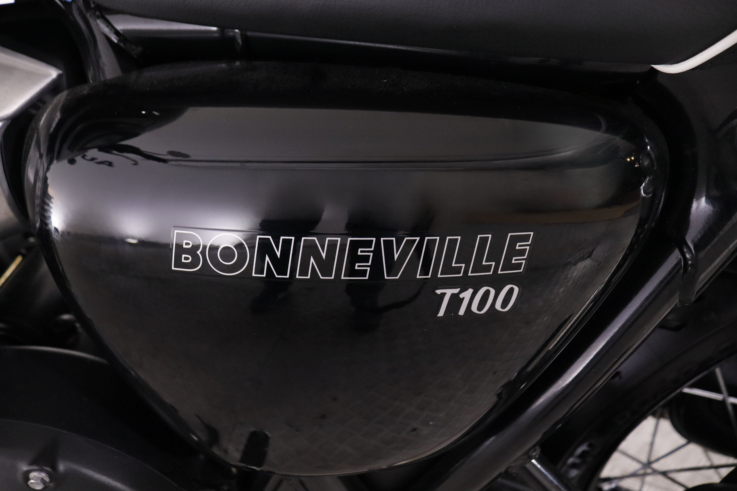 Triumph Bonneville T100 BONEVILLE T100 ABS ESP 65CV foto 15