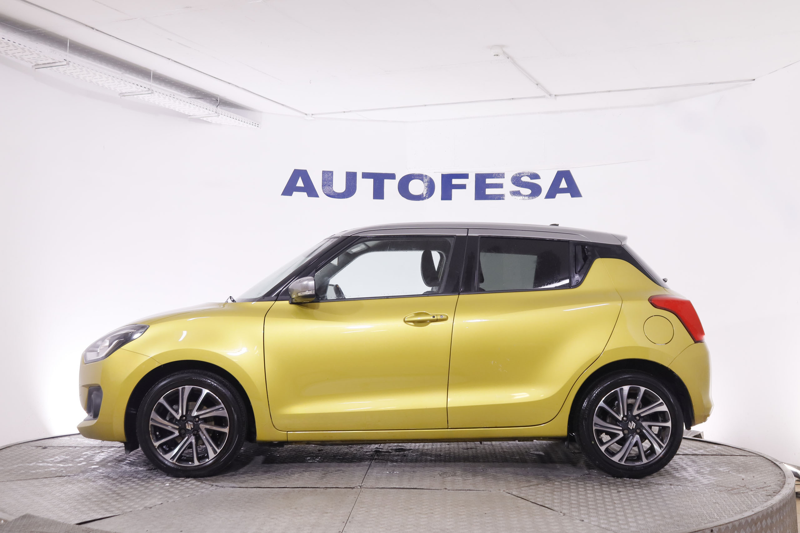 Suzuki Swift 1.2 HYBRID AUTO 83CV 5P # IVA DEDUCIBLE, NAVY foto 9
