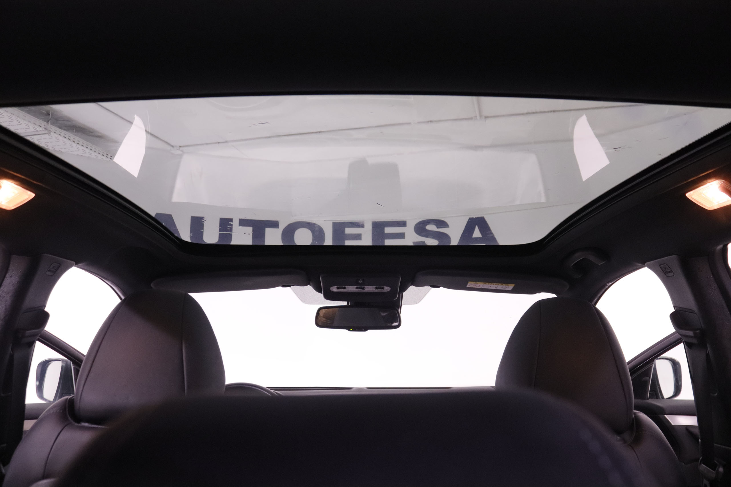 Nissan Qashqai 1.2 DIG-T TEKNA 115CV 5P # CUERO, TECHO PANORAMICO, NAVY, PARKTRONIC foto 14