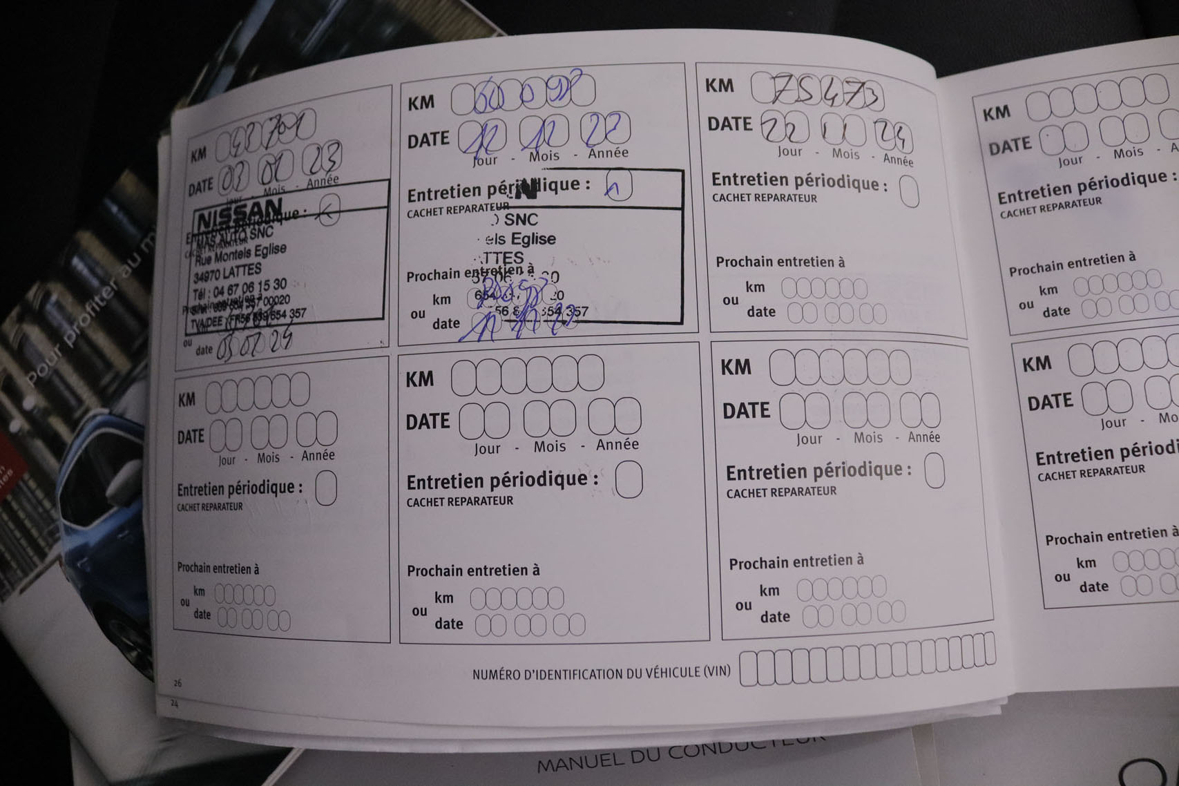 Nissan Qashqai 1.2 DIG-T TEKNA 115CV 5P # CUERO, TECHO PANORAMICO, NAVY, PARKTRONIC foto 31