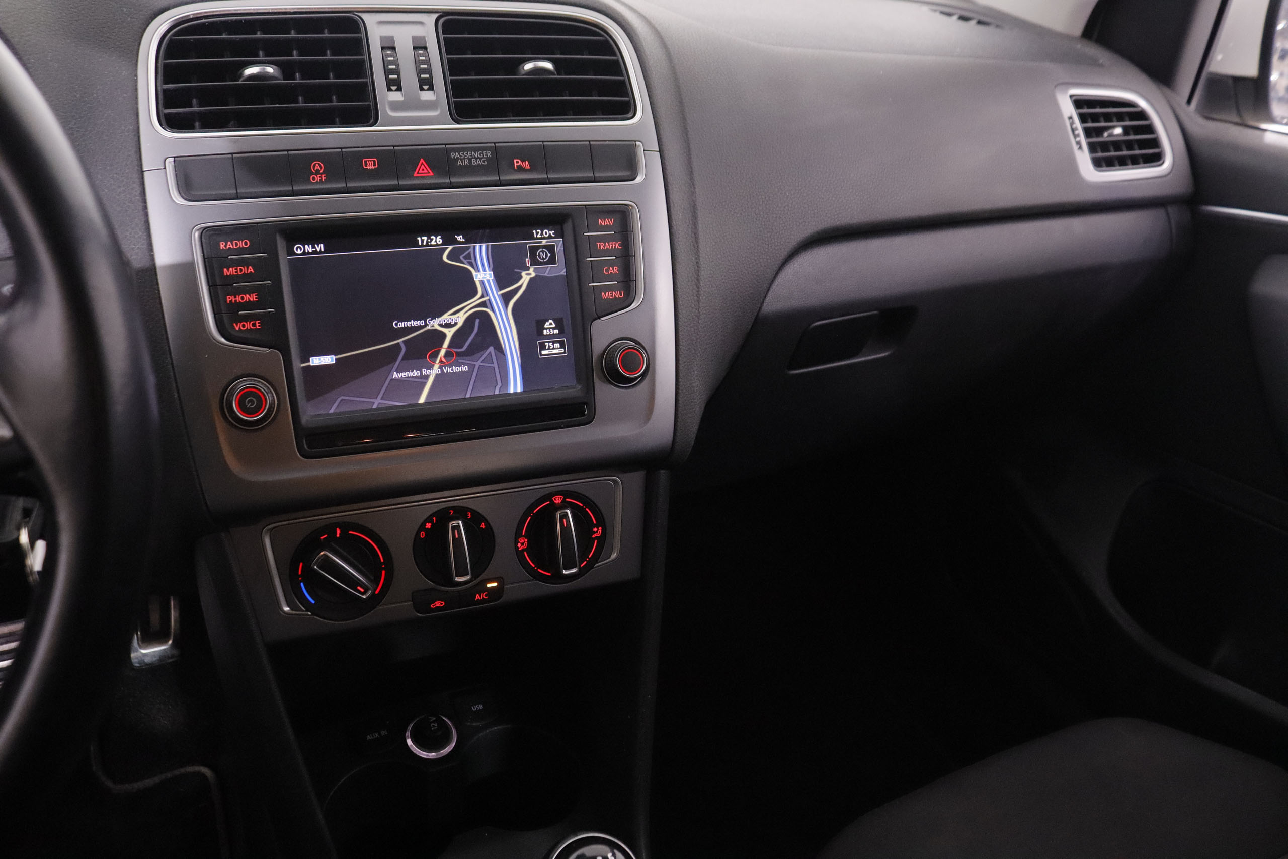 Volkswagen Polo 1.2 TSI ADVANCE 90CV 5P # NAVY, PARKTRONIC foto 18