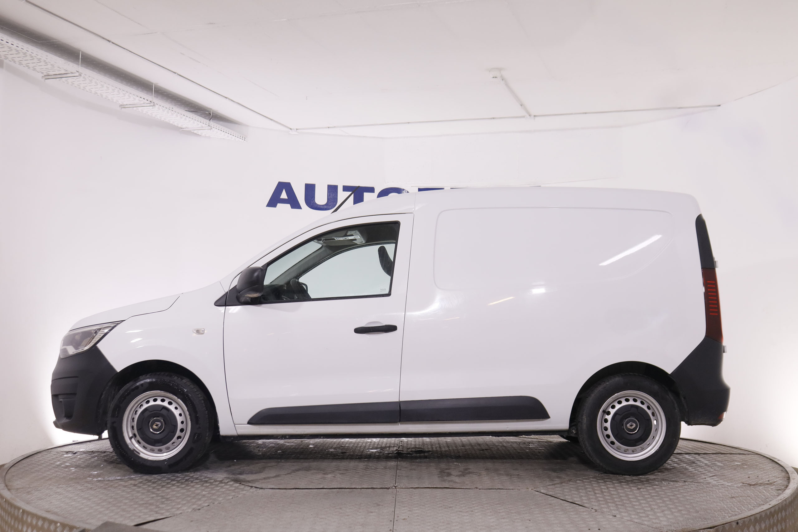 Renault Express 1.5 DCI VAN CONFORT 95CV 2P # IVA DEDUCIBLE foto 13