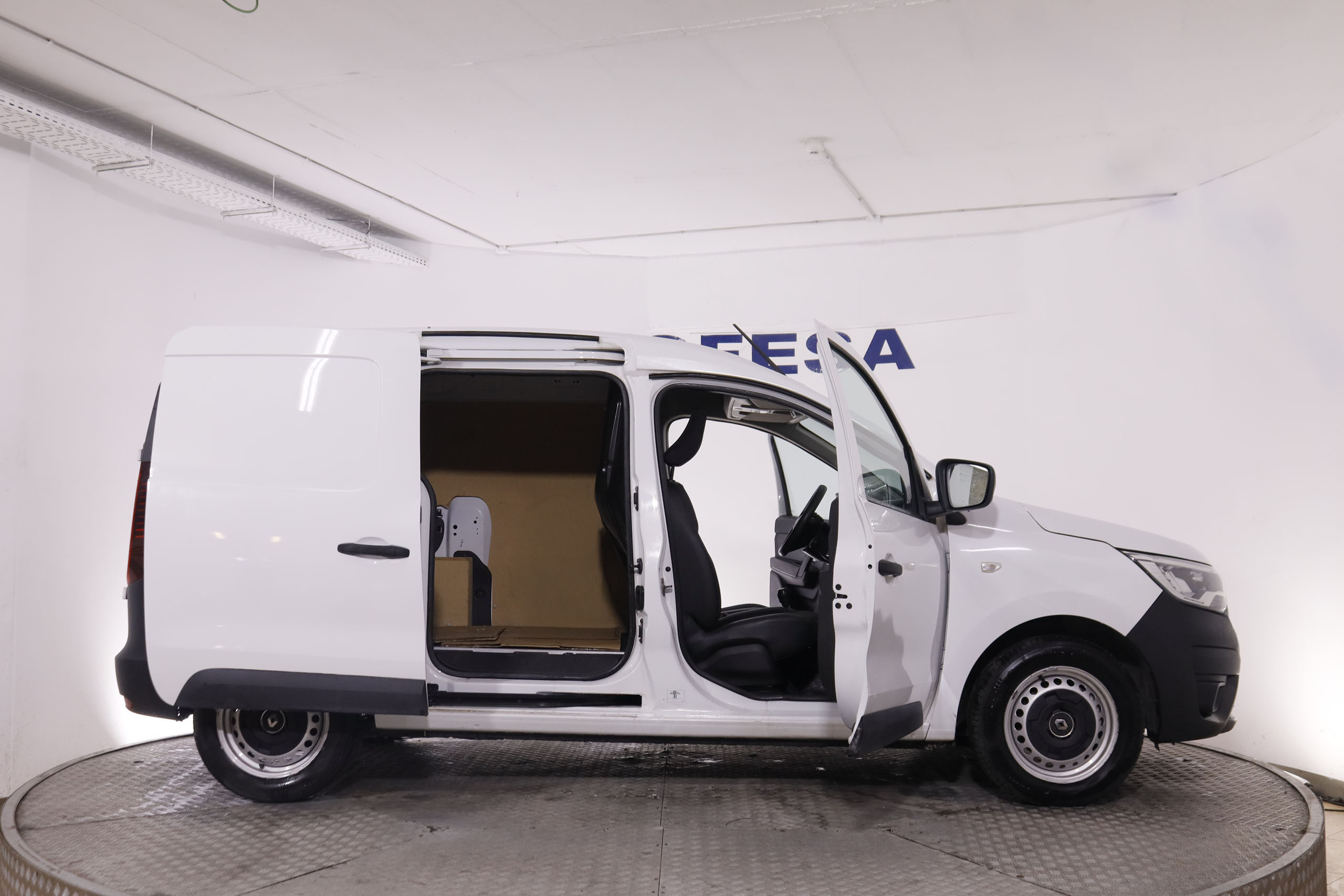 Renault Express 1.5 DCI VAN CONFORT 95CV 2P # IVA DEDUCIBLE foto 11