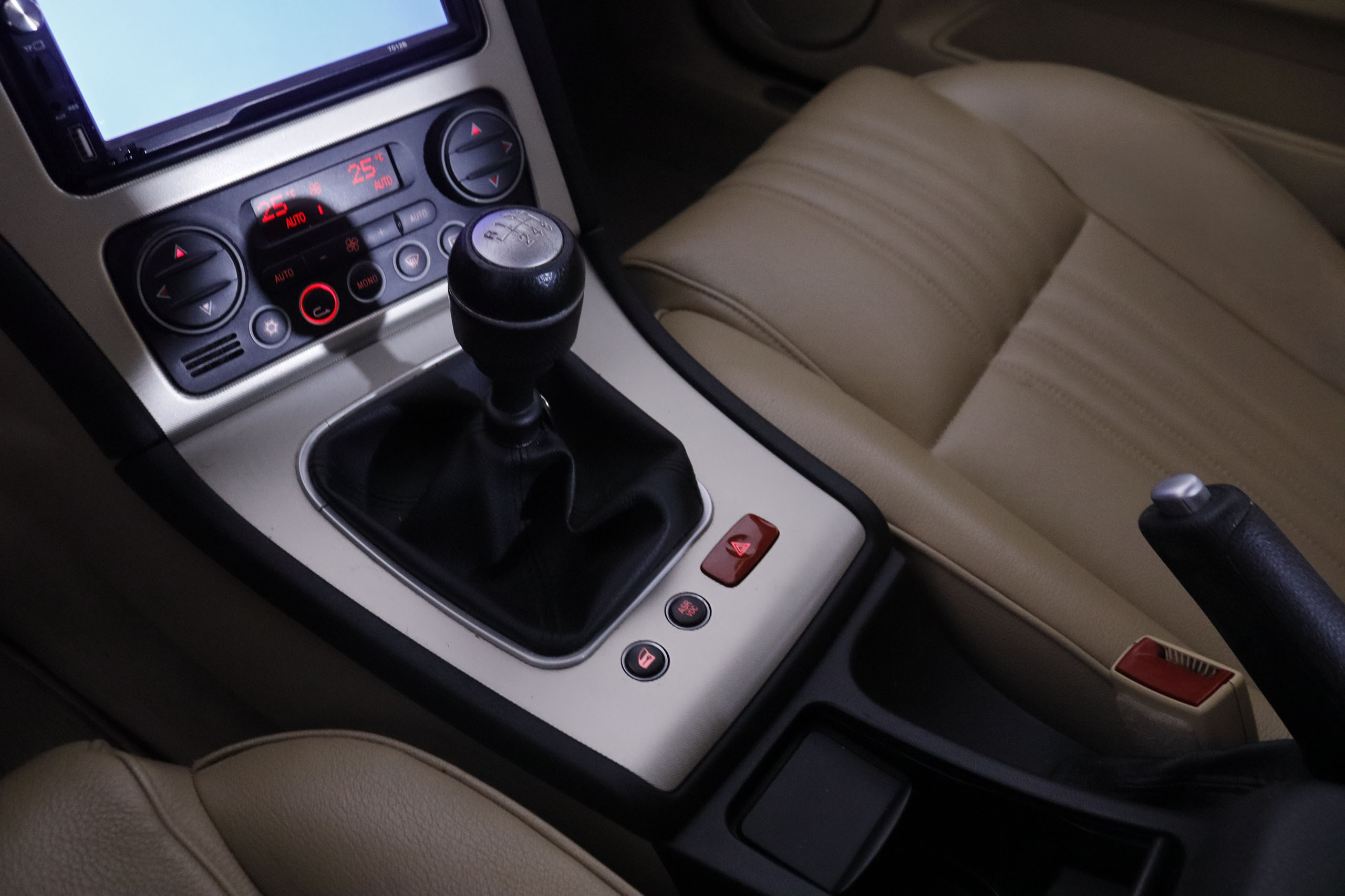 Alfa Romeo 159 1.9 JTD 8v 120 CV 5P # CUERO foto 20