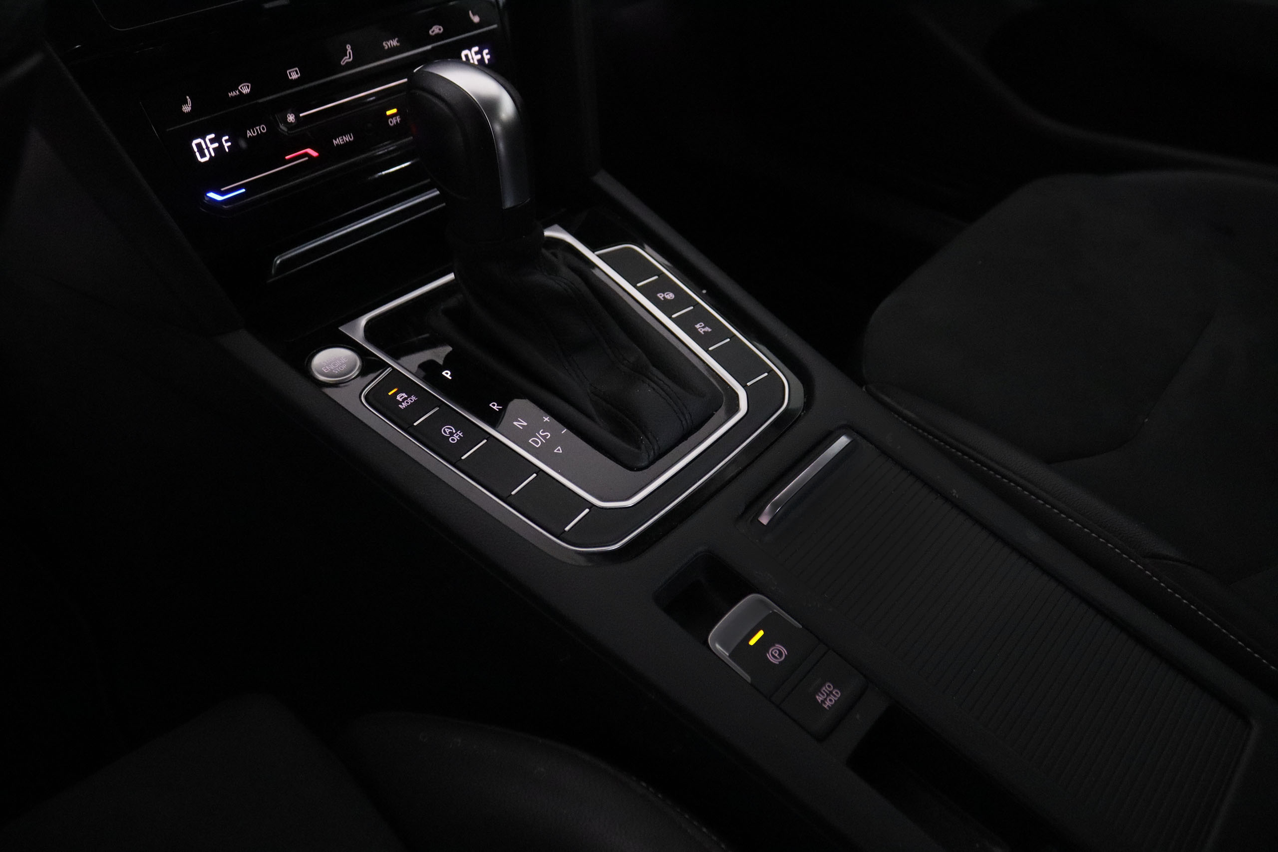 Volkswagen Arteon 2.0 TSI ELEGANCE DSG AUTO 190CV 5P # IVA DEDUCIBLE, NAVY, PARKTRONIC foto 23