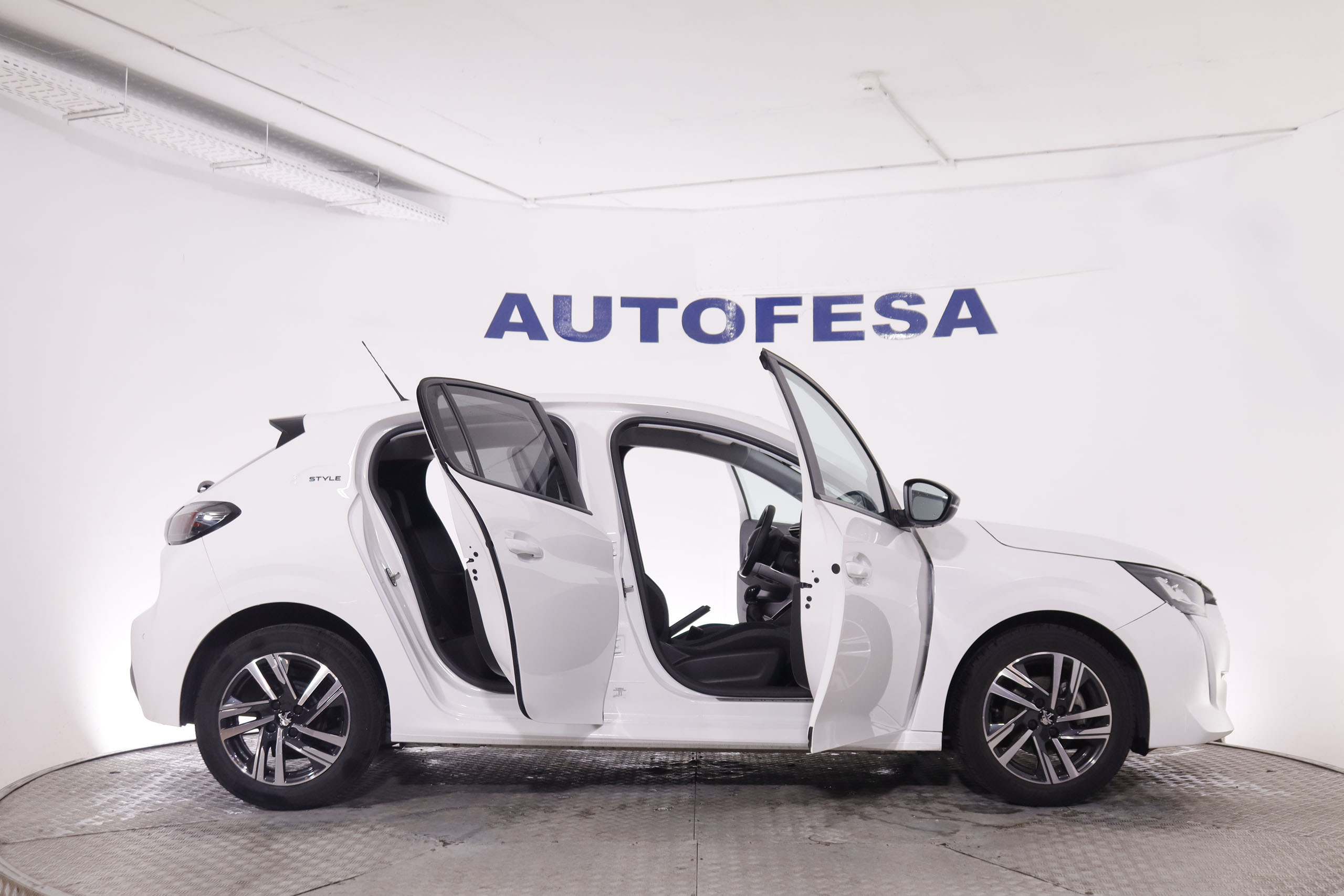 Peugeot 208 1.2 PURE TECH STYLE 75CV 5P # NAVY, PARKTRONIC foto 10