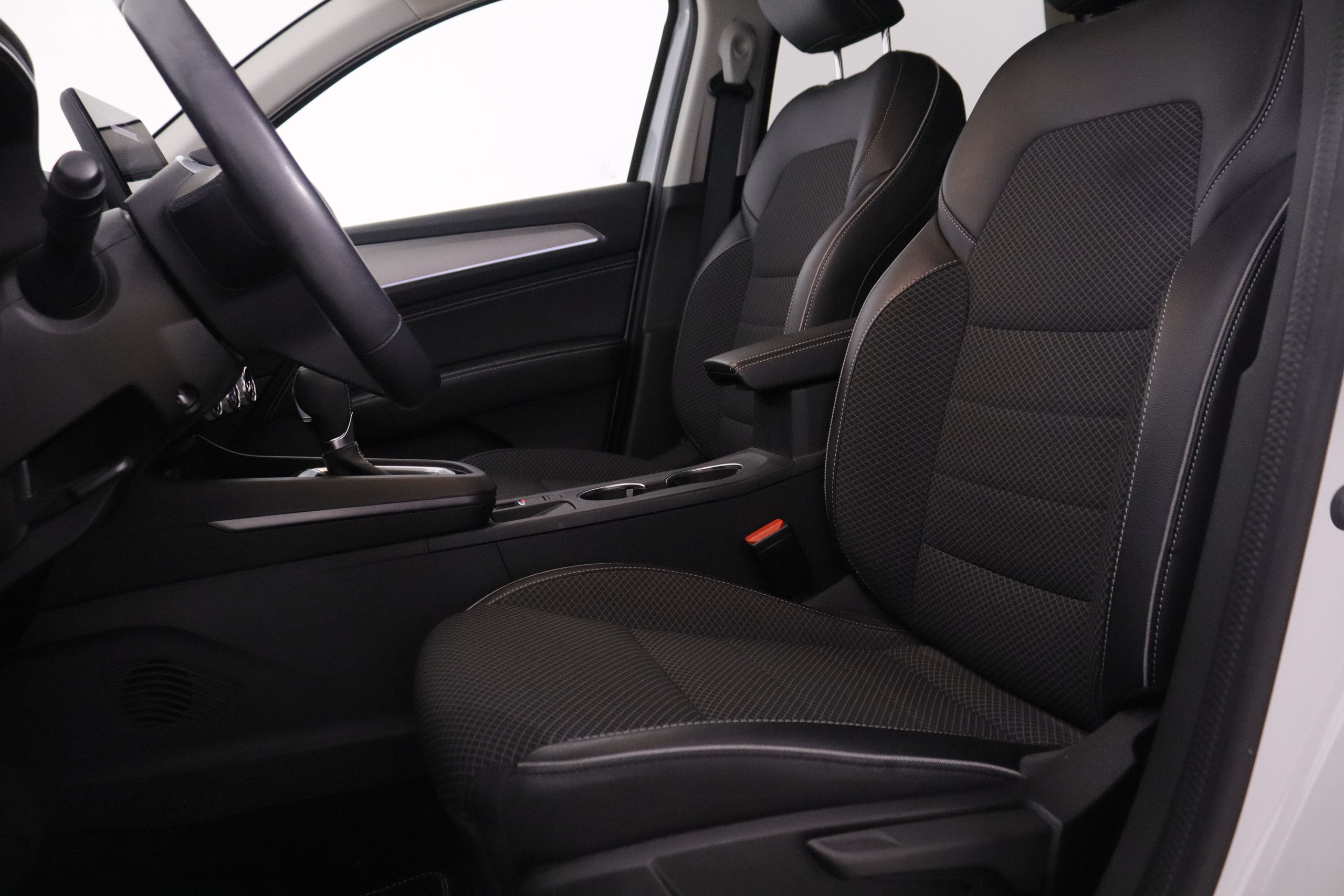 Renault ARKANA 1.6 E TECH INTENS AUTO 145CV 5P # IVA DEDUCIBLE, NAVY, PARKTRONIC foto 25