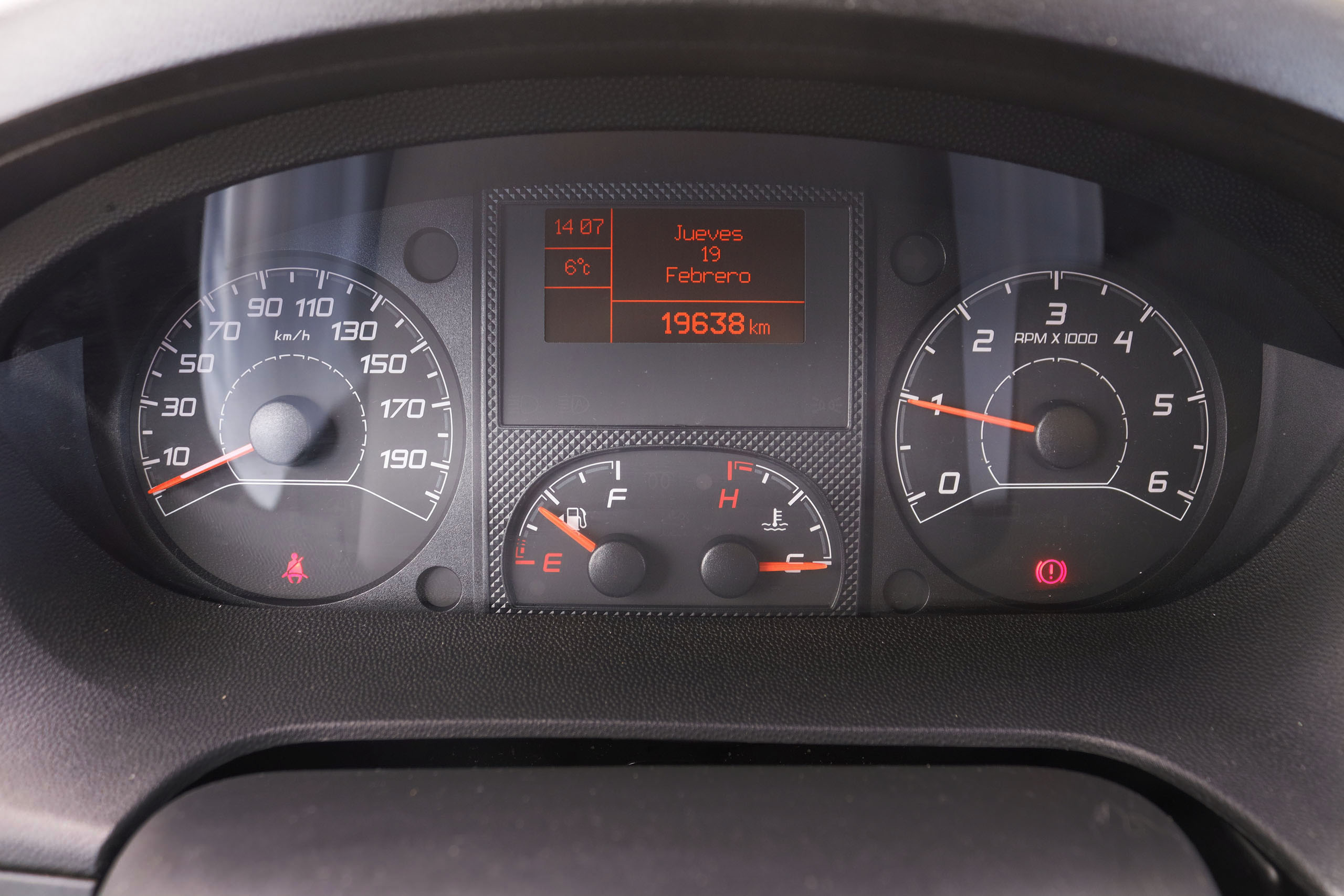 Opel Movano 2.2 BLUEHDI FURGO L2H1 140CV 4P VENTA SOLO PROFESIONALES # GARANTIA FAB 07/2027, IVA DEDUCIBLE, NAVY, PARKTRONIC foto 17