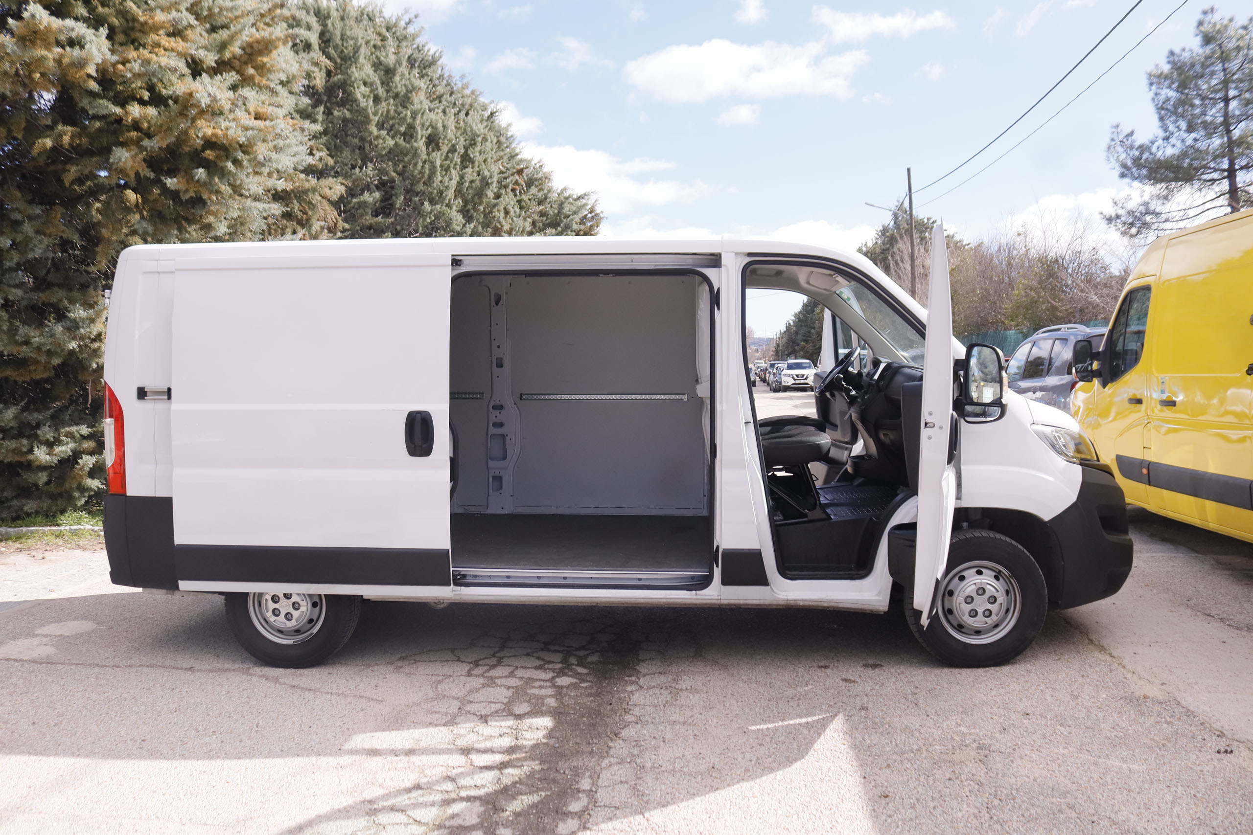 Opel Movano 2.2 BLUEHDI FURGO L2H1 140CV 4P VENTA SOLO PROFESIONALES # GARANTIA FAB 07/2026, IVA DEDUCIBLE, NAVY, PARKTRONIC 2.2 BLUEHDI FURGO L2H1 140CV 4P VENTA SOLO PROFESIONALES # GARANTIA FAB 07/2027, IVA DEDUCIBLE, NAVY, PARKTRONIC foto 11