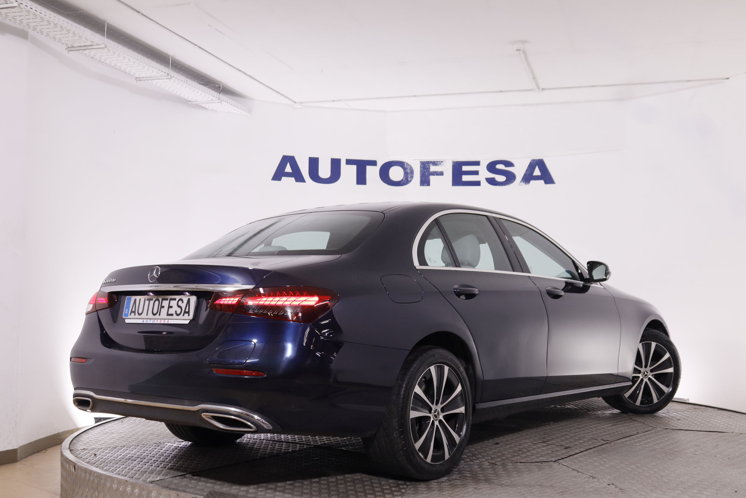 Mercedes-benz E 300 CLASE E E300DE AUTO 306CV 4P # IVA DEDUCIBLE, NAVY, PARKTRONIC foto 7