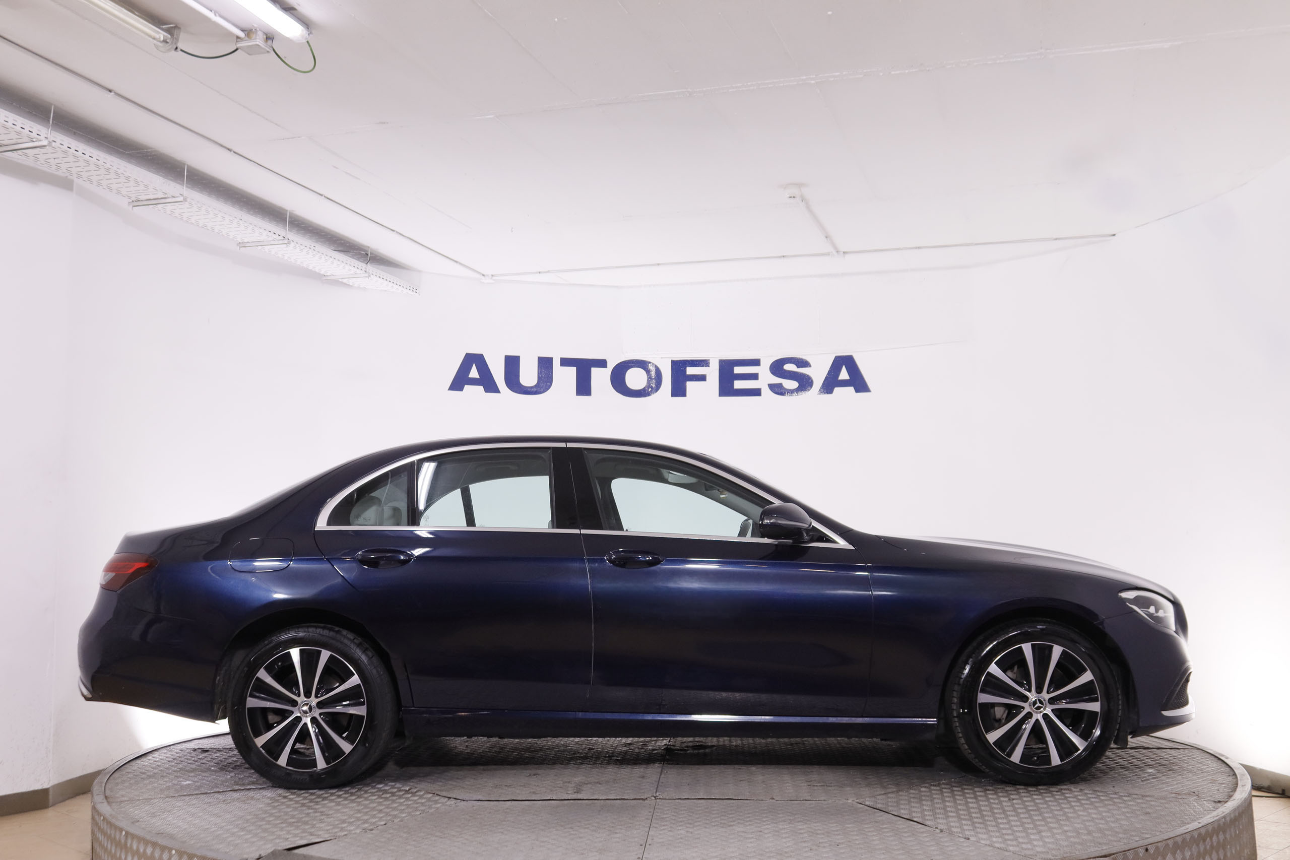 Mercedes-benz E 300 CLASE E E300DE AUTO 306CV 4P # IVA DEDUCIBLE, NAVY, PARKTRONIC foto 9