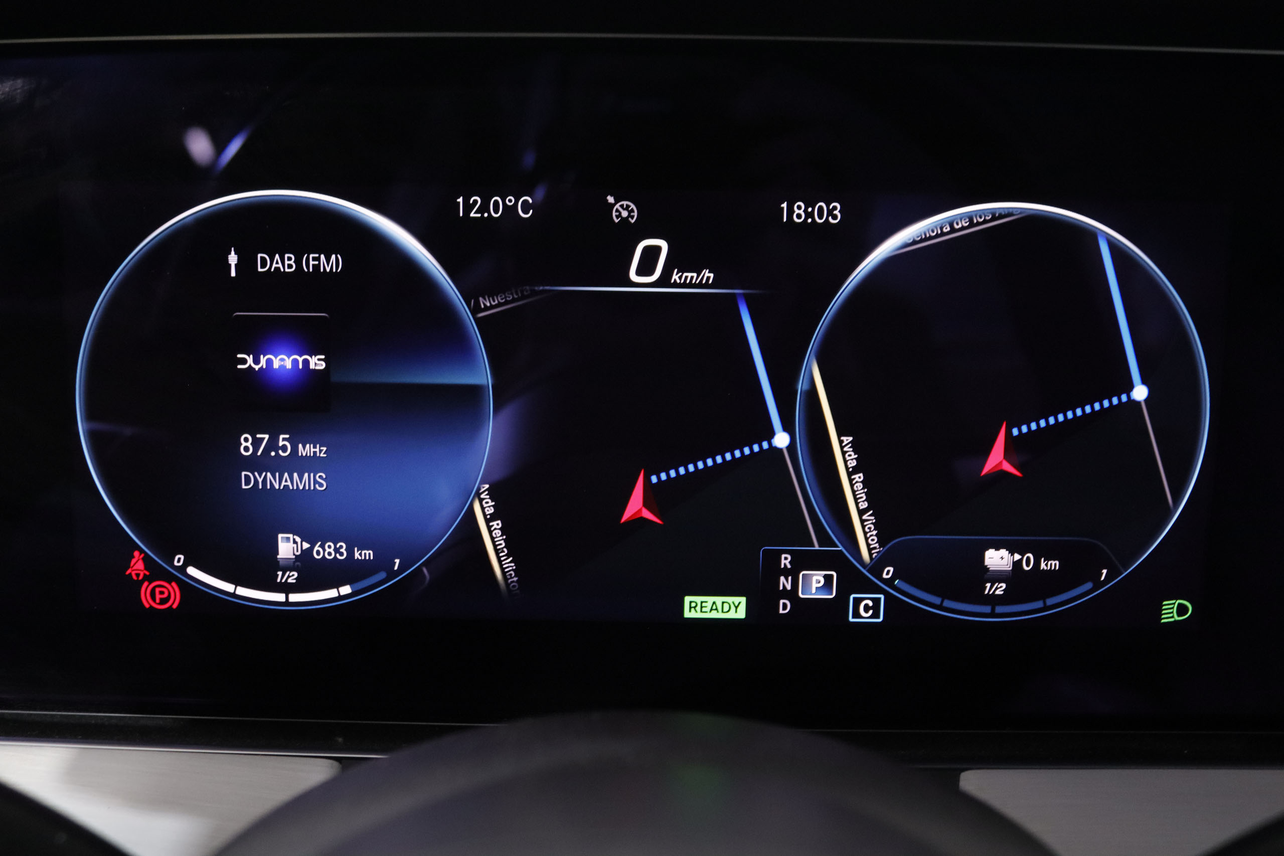 Mercedes-benz E 300 CLASE E E300DE AUTO 306CV 4P # IVA DEDUCIBLE, NAVY, PARKTRONIC foto 18