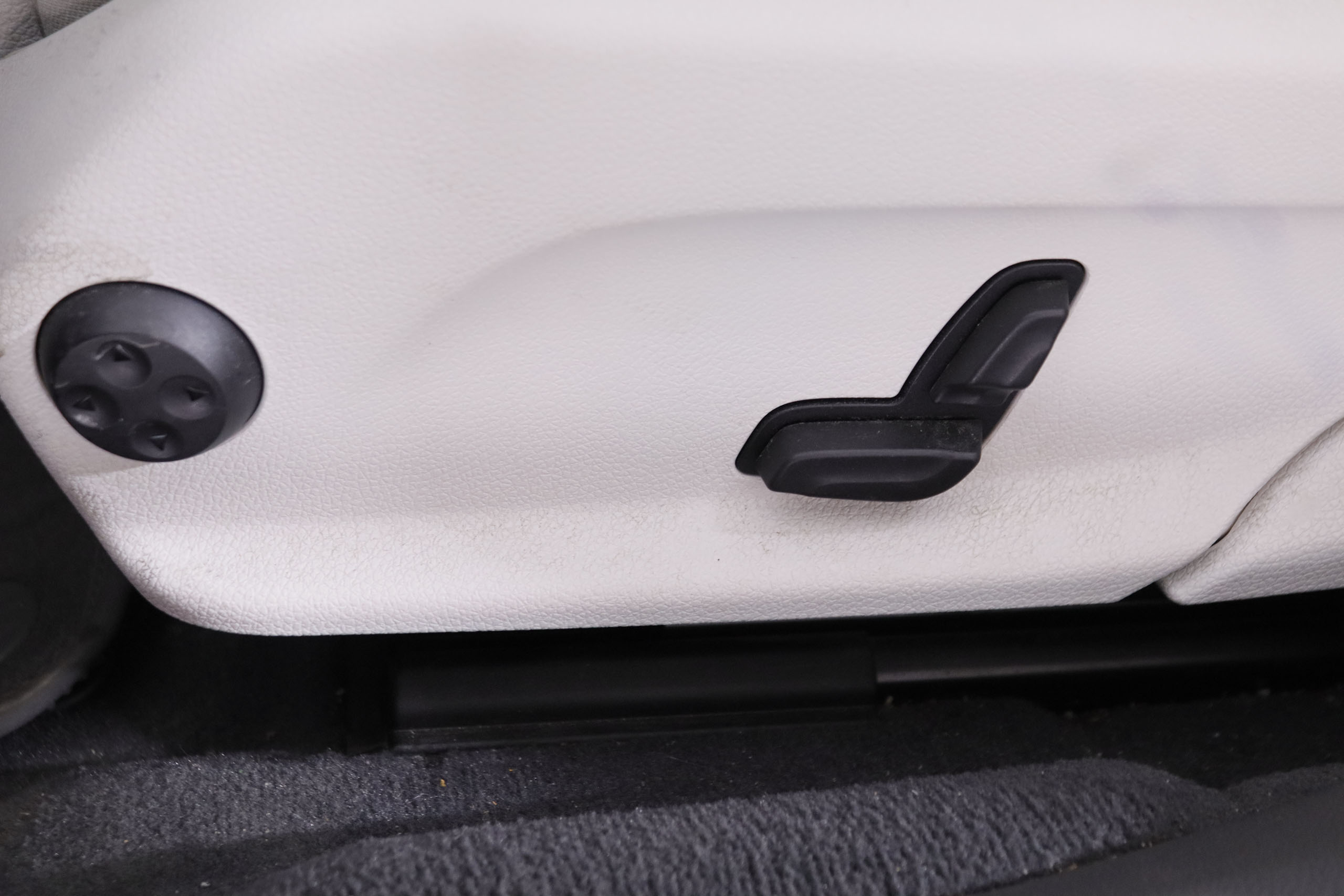 Mercedes-benz E 300 CLASE E E300DE AUTO 306CV 4P # IVA DEDUCIBLE, NAVY, PARKTRONIC foto 27