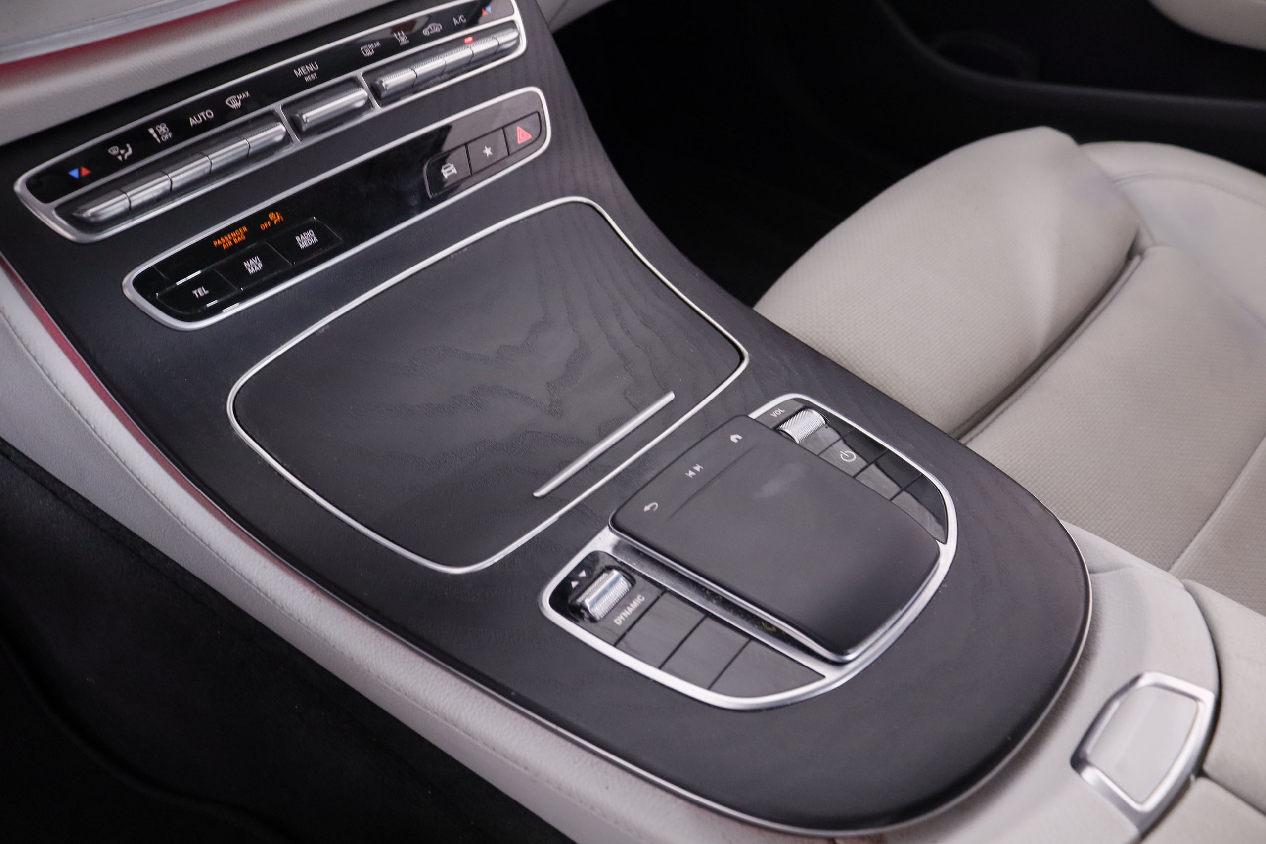 Mercedes-benz E 300 CLASE E E300DE AUTO 306CV 4P # IVA DEDUCIBLE, NAVY, PARKTRONIC foto 25