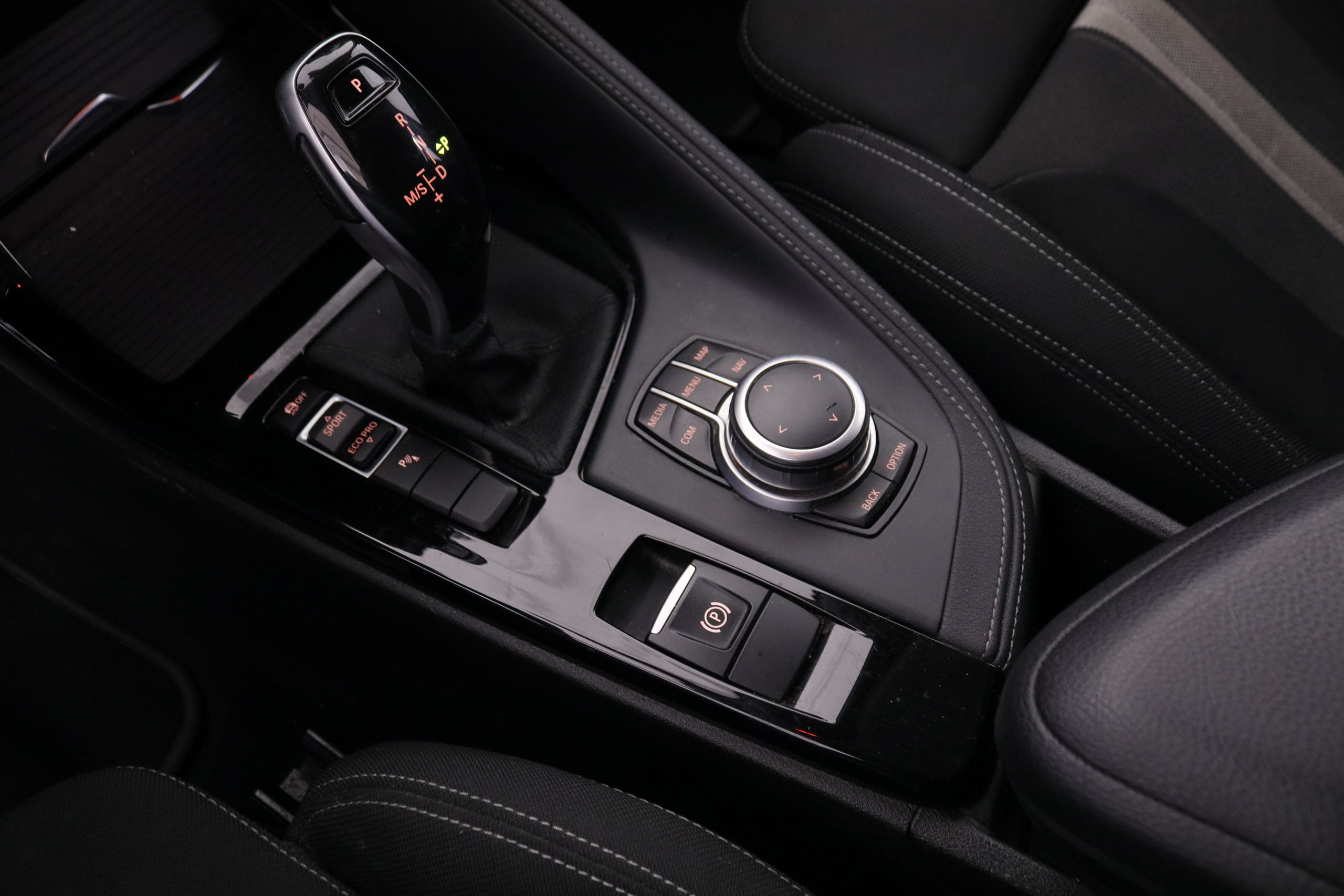 BMW X2 X2 18D SDRIVE AUTO 150CV 5P # NAVY, PARKTRONIC foto 26