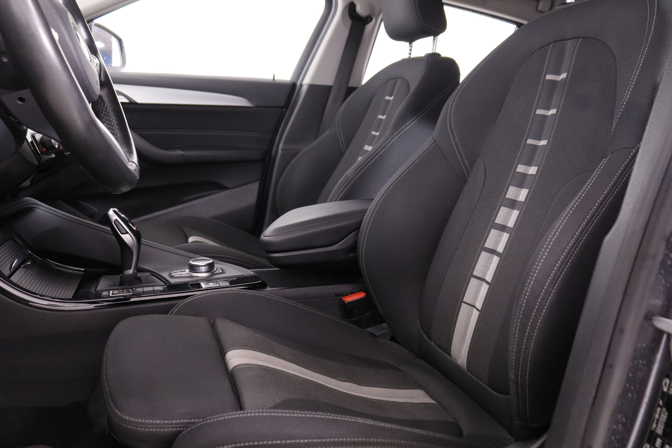 BMW X2 X2 18D SDRIVE AUTO 150CV 5P # NAVY, PARKTRONIC foto 27