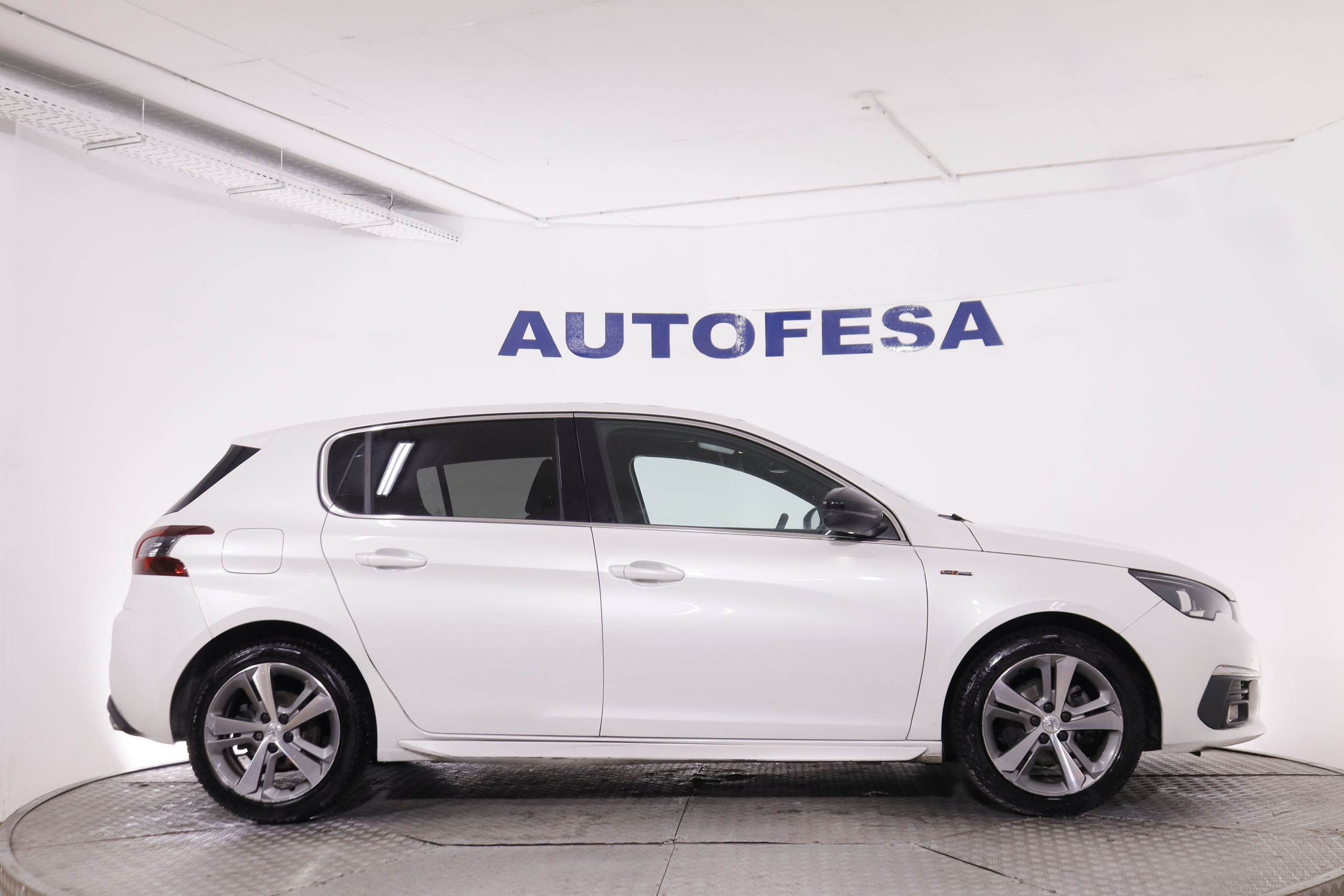 Peugeot 308 1.2 PURE TECH GT-LINE AUTO 130CV 5P # TECHO PANORAMICO, NAVY, PARKTRONIC 1.2 PURE TECH GT-LINE AUTO 130CV 5P # TECHO PANORAMICO, NAVY, PARKTRONIC foto 9