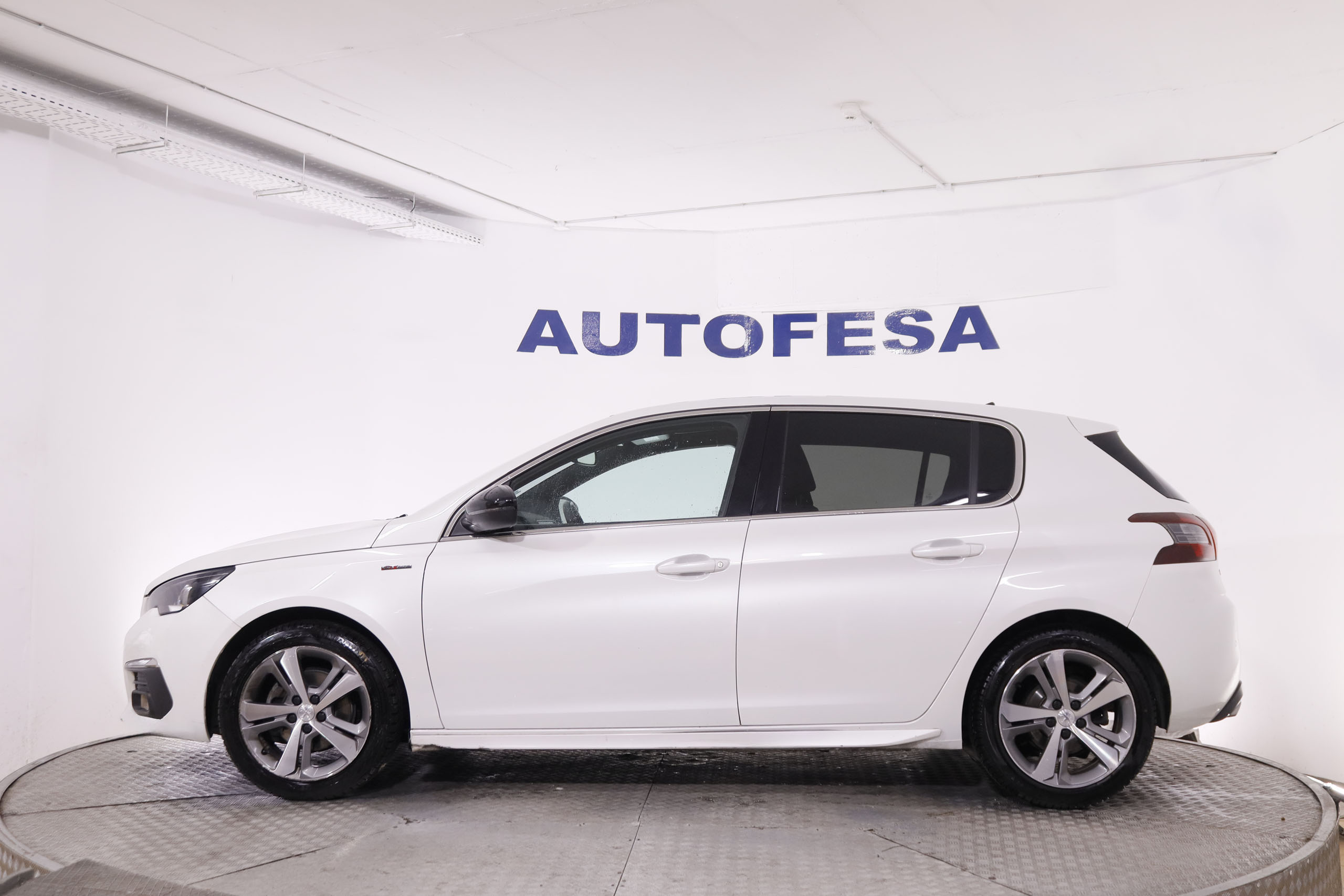 Peugeot 308 1.2 PURE TECH GT-LINE AUTO 130CV 5P # TECHO PANORAMICO, NAVY, PARKTRONIC 1.2 PURE TECH GT-LINE AUTO 130CV 5P # TECHO PANORAMICO, NAVY, PARKTRONIC foto 13