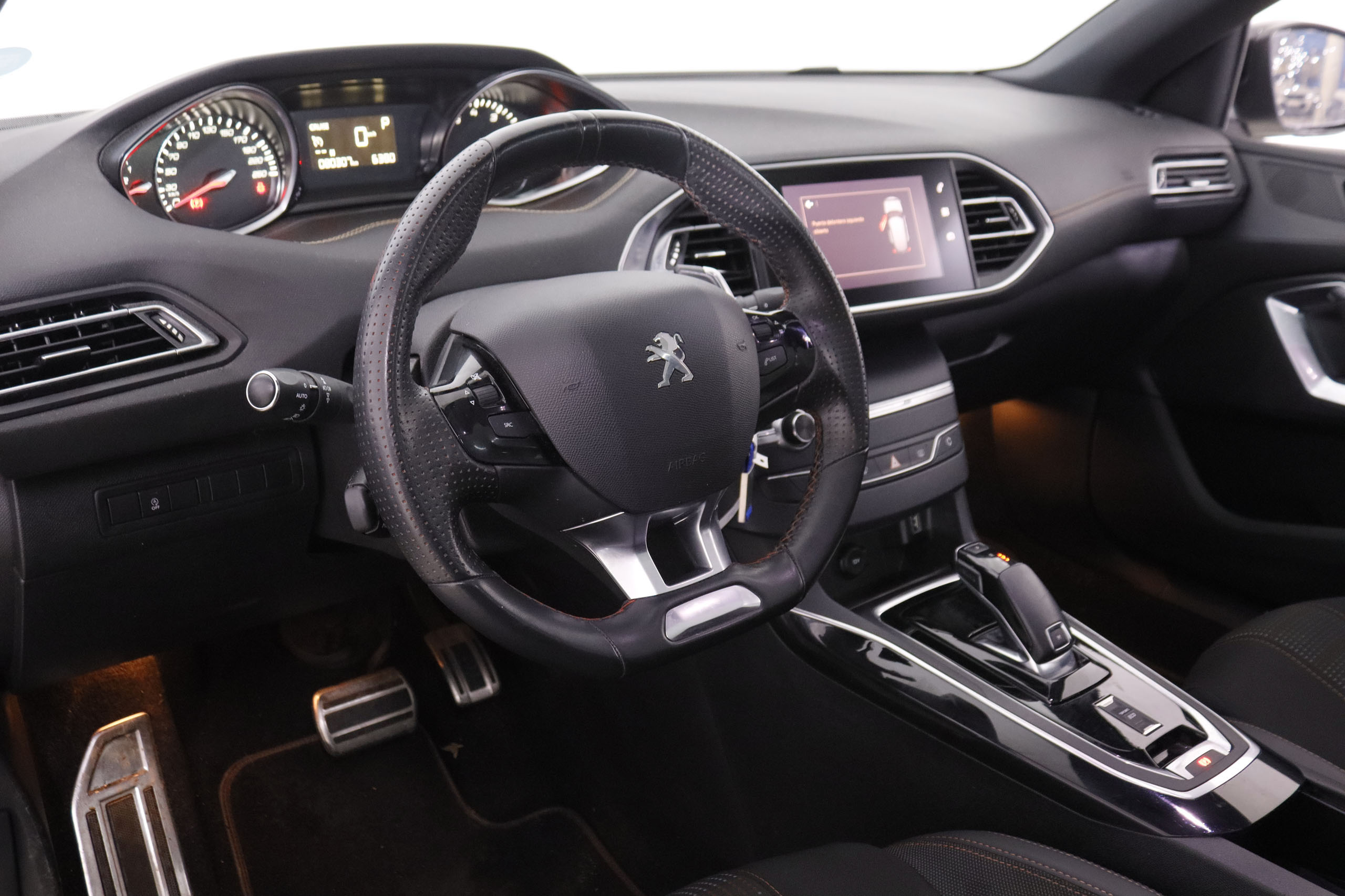 Peugeot 308 1.2 PURE TECH GT-LINE AUTO 130CV 5P # TECHO PANORAMICO, NAVY, PARKTRONIC 1.2 PURE TECH GT-LINE AUTO 130CV 5P # TECHO PANORAMICO, NAVY, PARKTRONIC foto 15