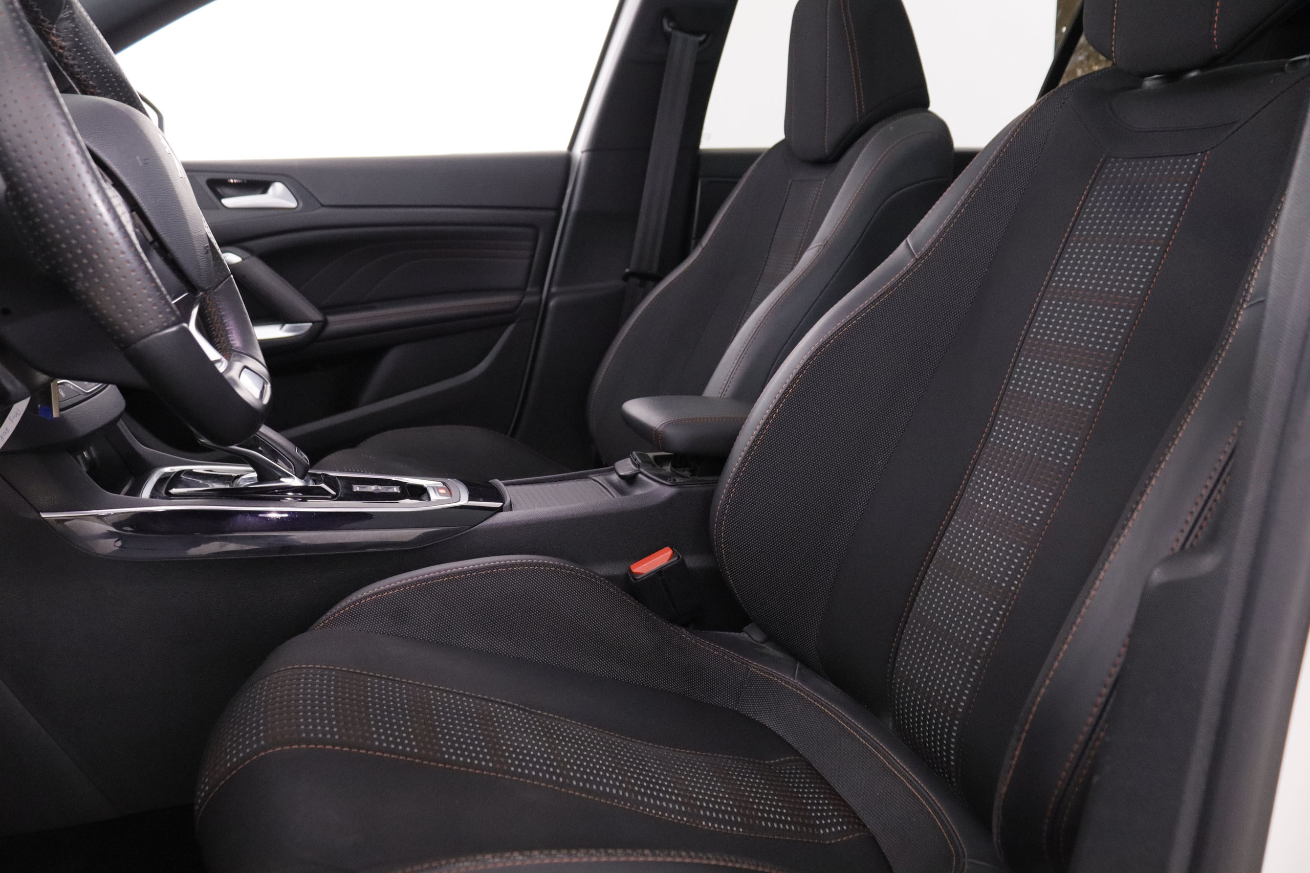 Peugeot 308 1.2 PURE TECH GT-LINE AUTO 130CV 5P # TECHO PANORAMICO, NAVY, PARKTRONIC 1.2 PURE TECH GT-LINE AUTO 130CV 5P # TECHO PANORAMICO, NAVY, PARKTRONIC foto 25