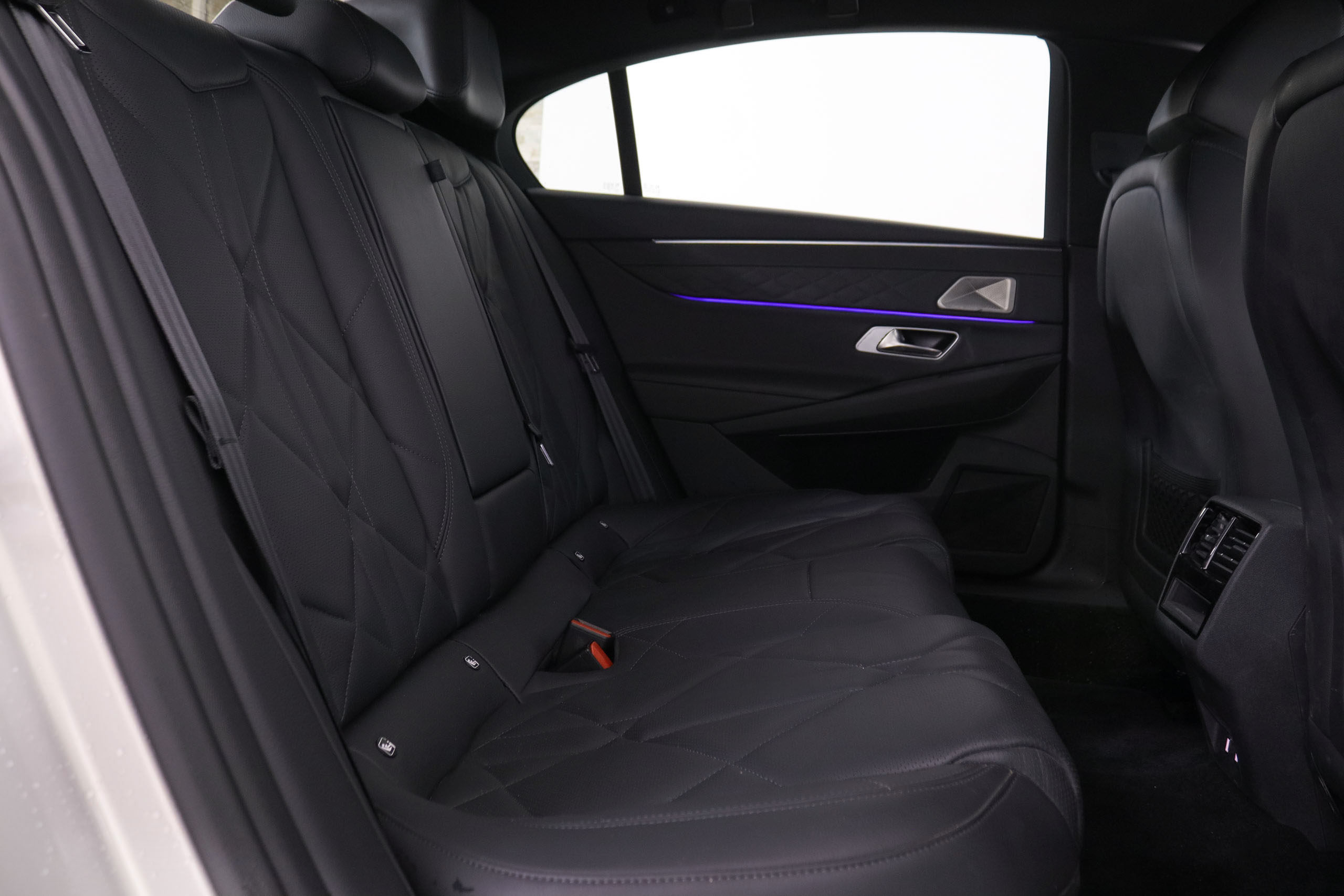 DS DS 9 1.6 E-TENSE RIVOLI AUTO 225CV 4P # IVA DEDUCIBLE, CUERO, NAVY, PARKTRONIC foto 36