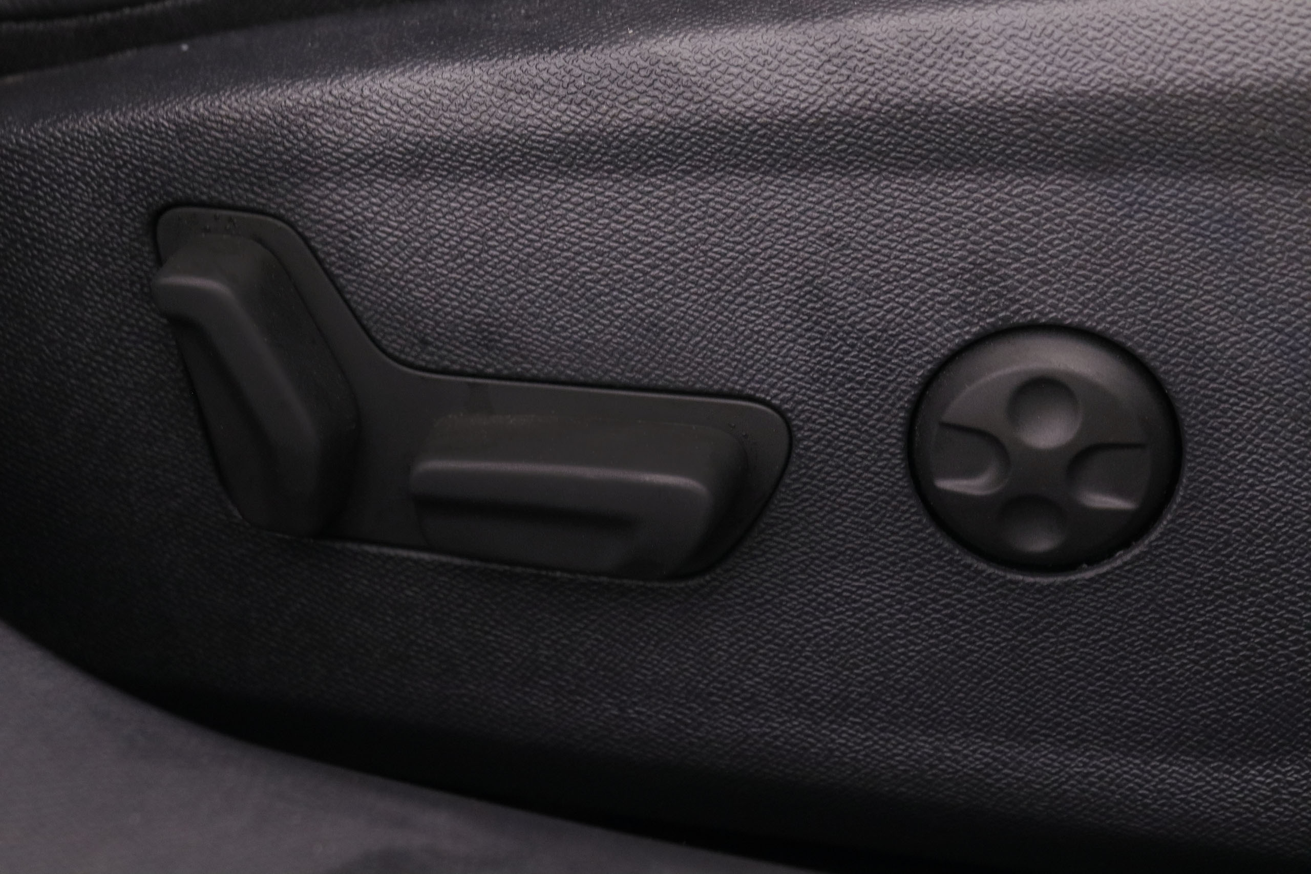 DS DS 9 1.6 E-TENSE RIVOLI AUTO 225CV 4P # IVA DEDUCIBLE, CUERO, NAVY, PARKTRONIC foto 35