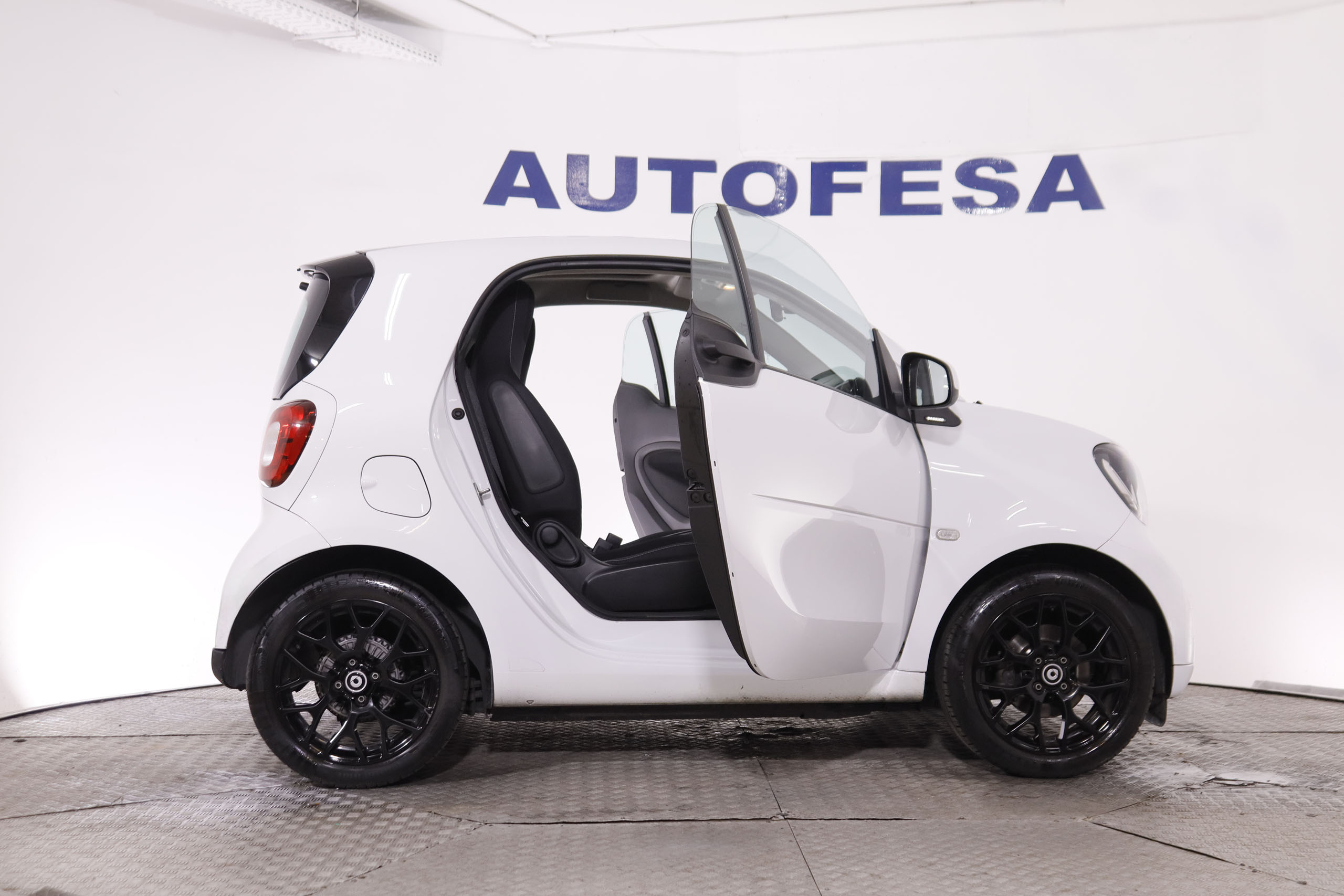 Smart Fortwo 0.9 COUPE PASSION AUTO 71CV 2P foto 10