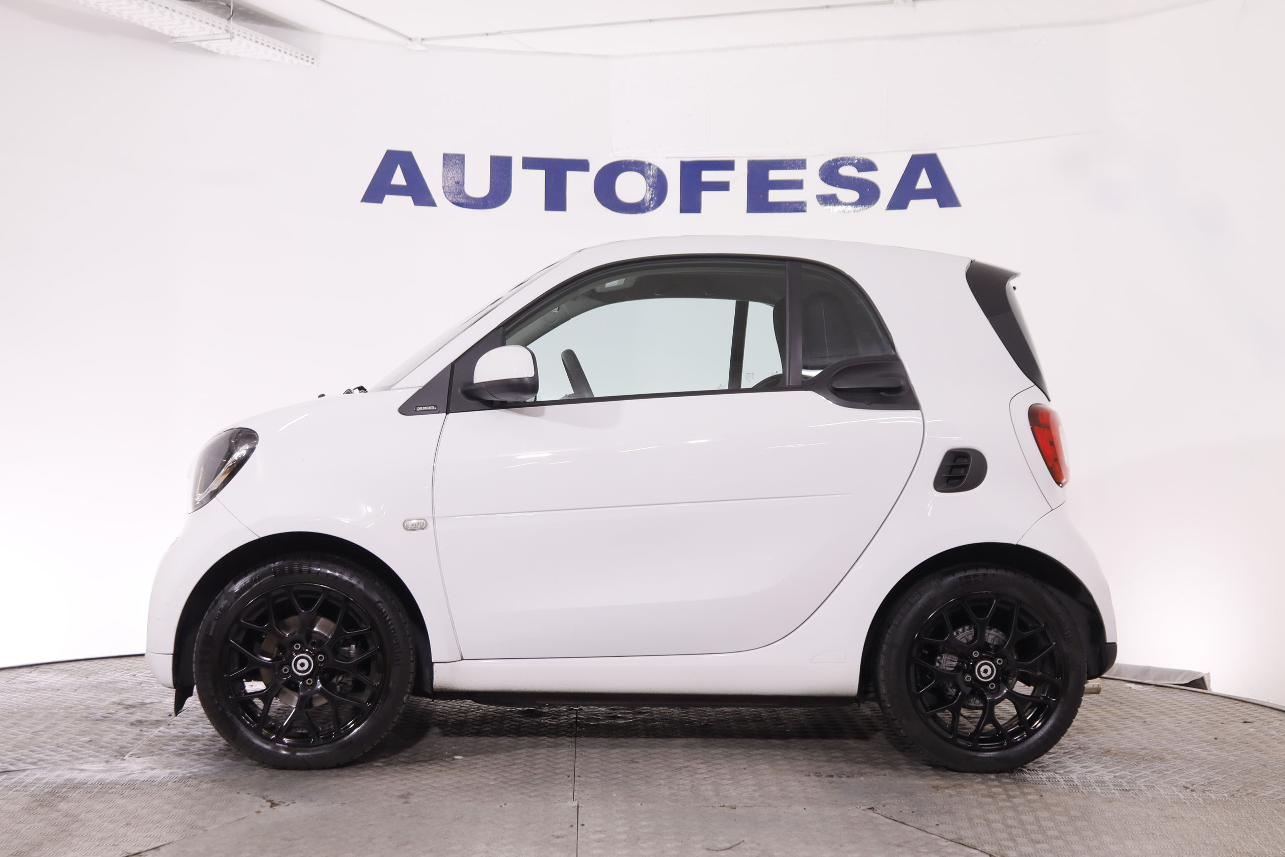 Smart Fortwo 0.9 COUPE PASSION AUTO 71CV 2P foto 9
