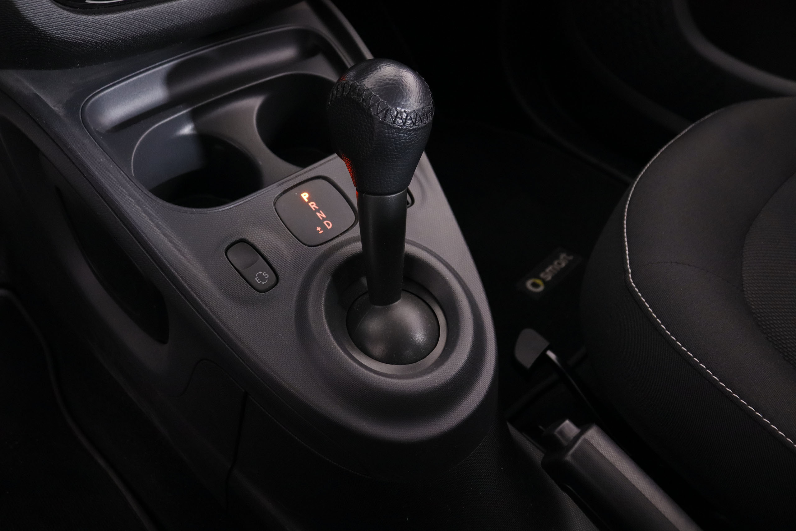 Smart Fortwo 0.9 COUPE PASSION AUTO 71CV 2P foto 19