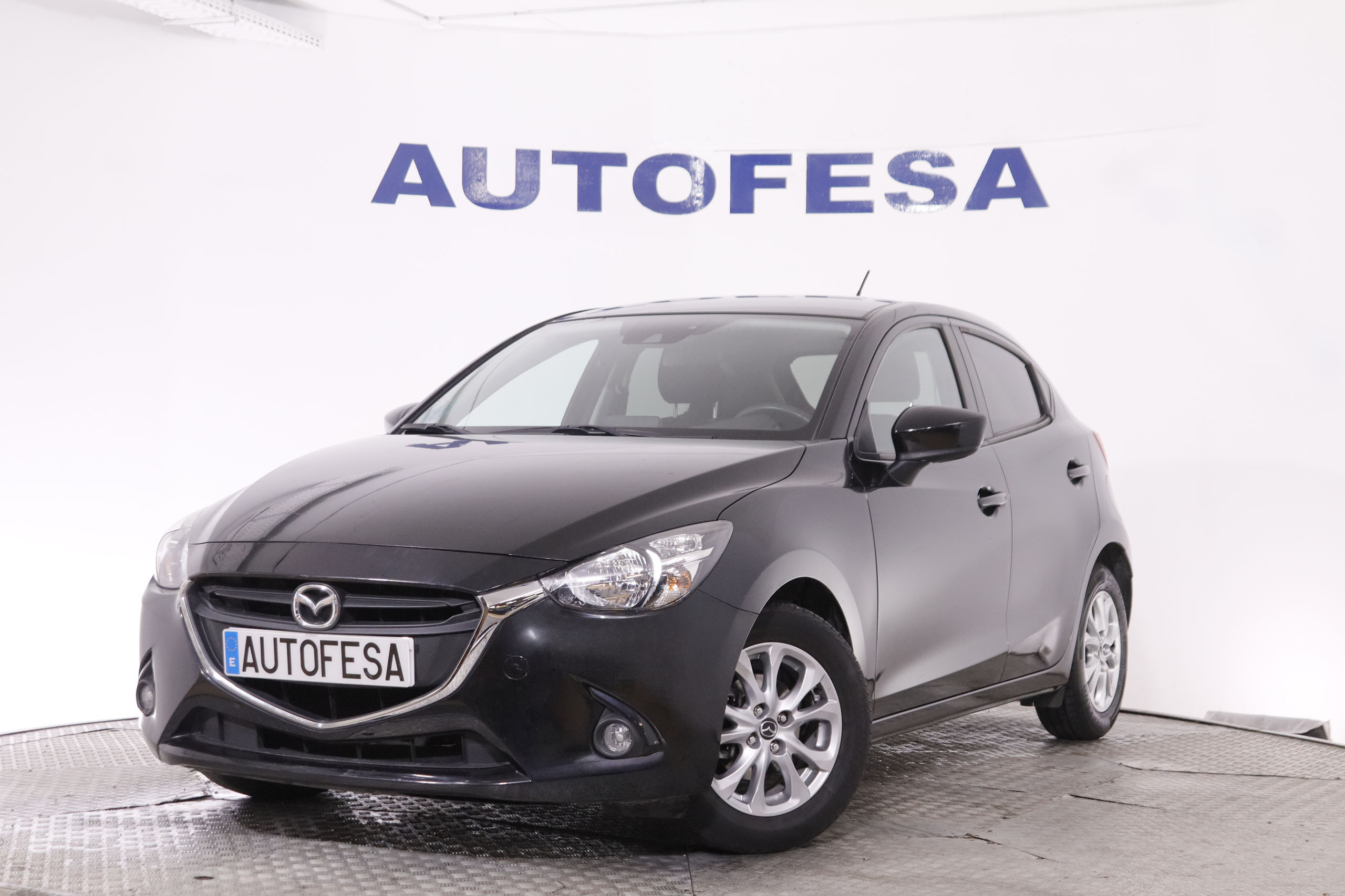 Mazda 2 1.5 STYLE PLUS CONFORT 90CV 5P # NAVY, PARKTRONIC foto 1
