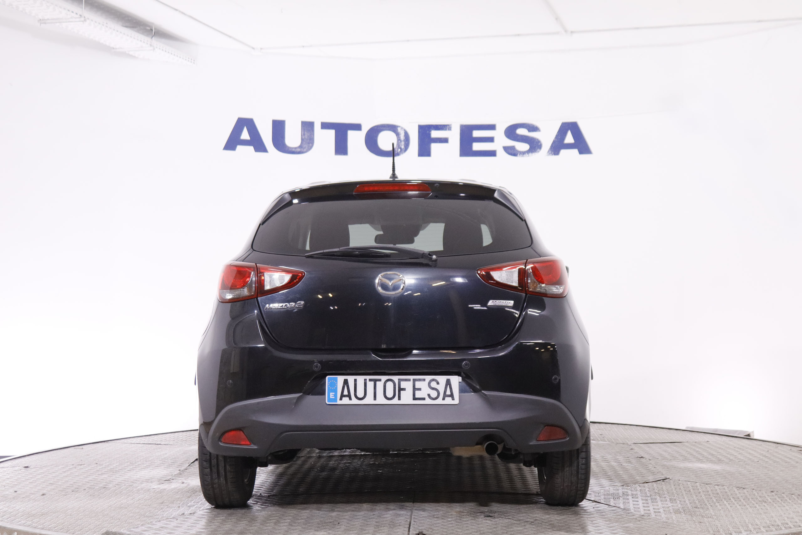 Mazda 2 1.5 STYLE PLUS CONFORT 90CV 5P # NAVY, PARKTRONIC foto 6