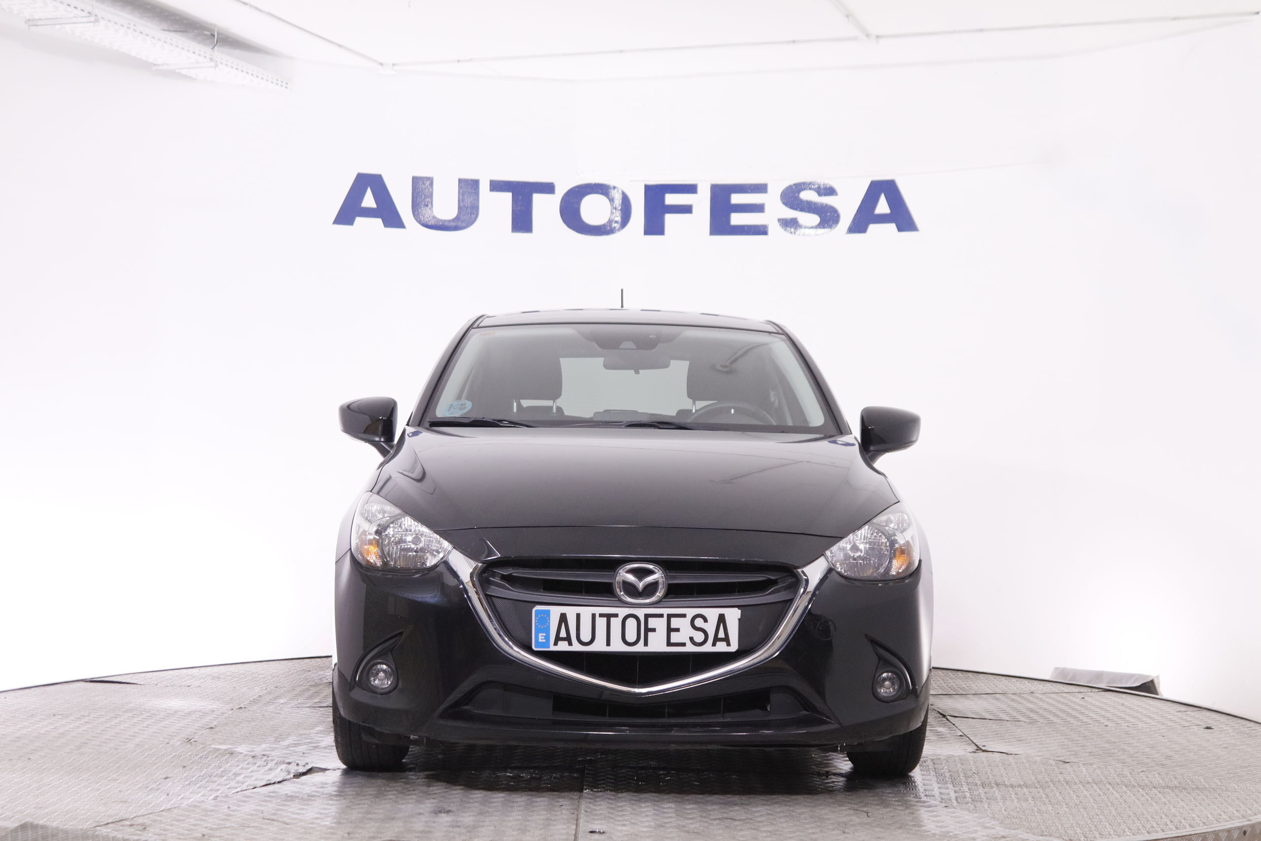 Mazda 2 1.5 STYLE PLUS CONFORT 90CV 5P # NAVY, PARKTRONIC foto 2