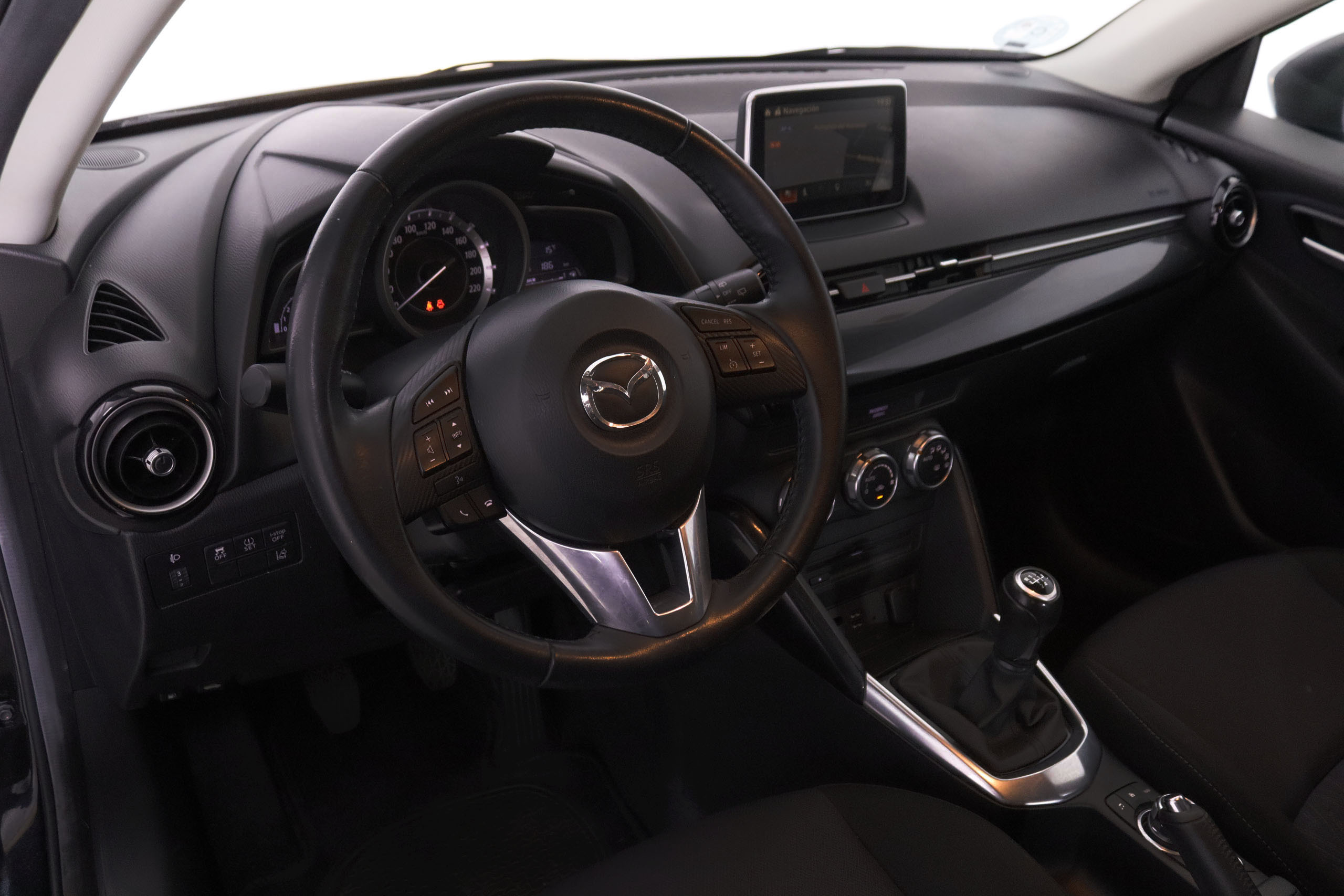 Mazda 2 1.5 STYLE PLUS CONFORT 90CV 5P # NAVY, PARKTRONIC foto 14