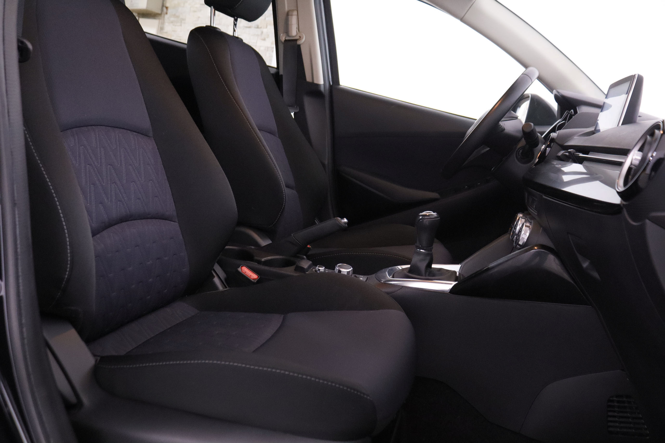 Mazda 2 1.5 STYLE PLUS CONFORT 90CV 5P # NAVY, PARKTRONIC foto 22