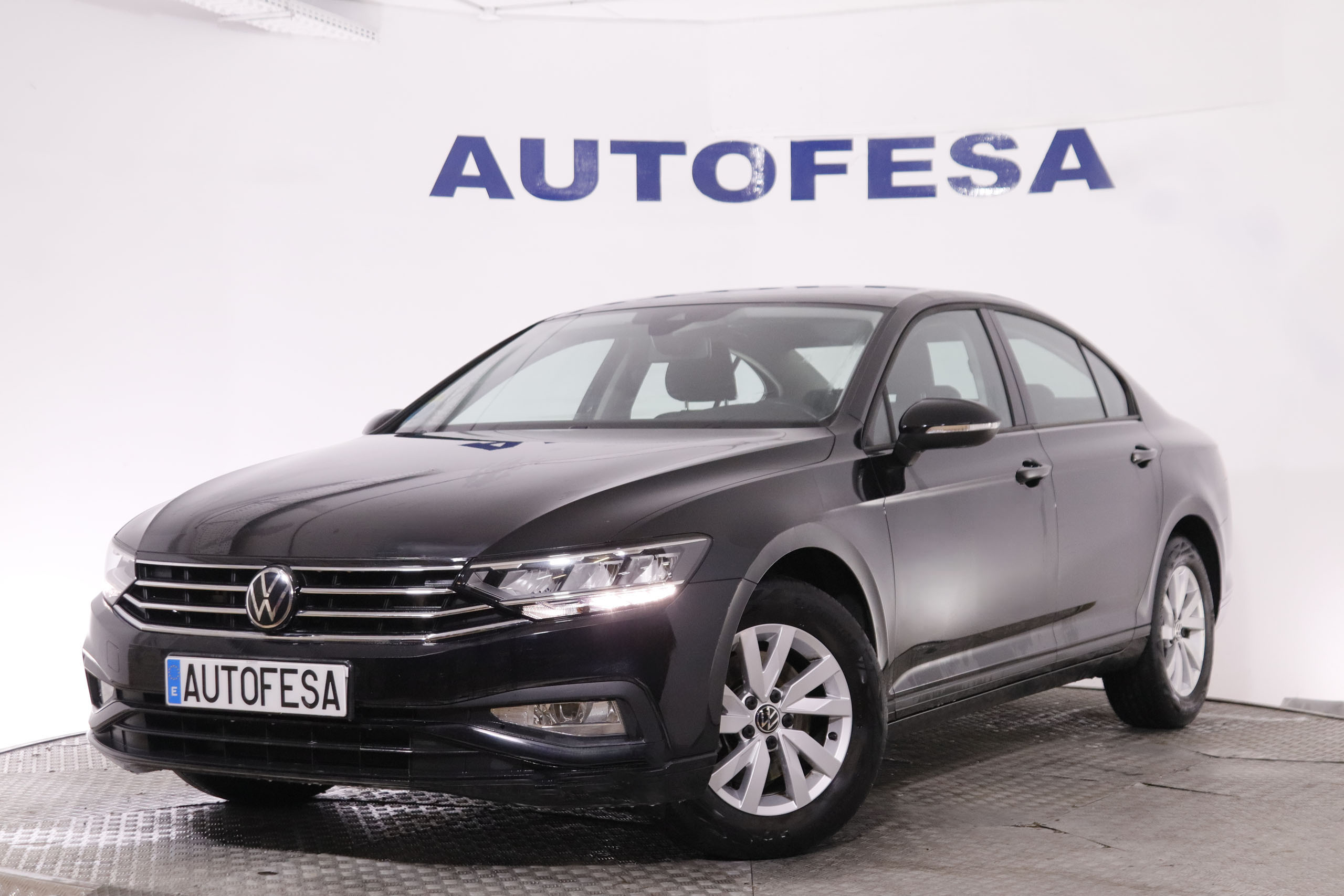 Volkswagen Passat 2.0 TDI 150CV 5P # IVA DEDUCIBLE, NAVY foto 1