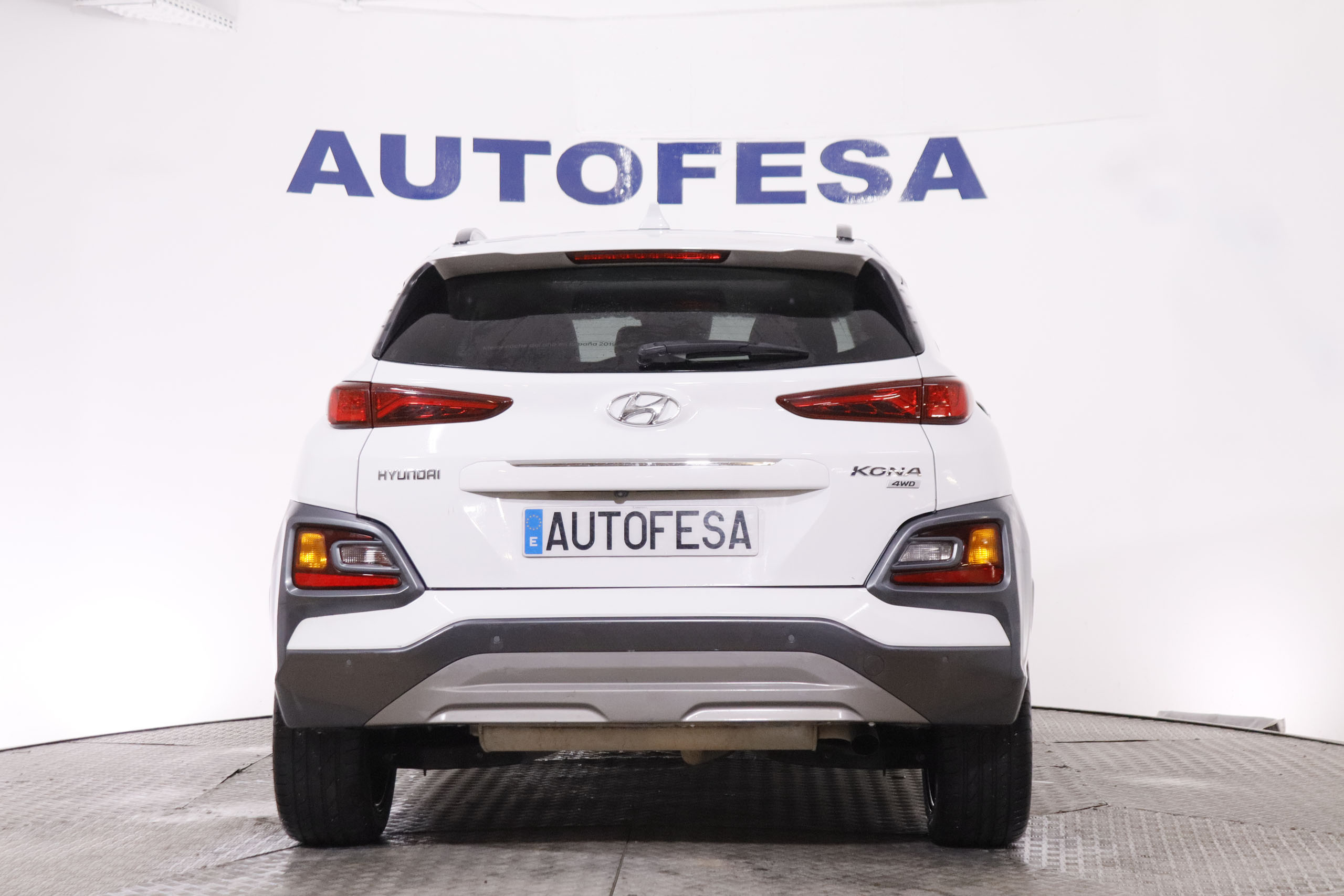 Hyundai Kona 1.6 TGDI STYLE DT 4X4 SKY AUTO 177CV 5P # CUERO, TECHO ELECTRICO, NAVY foto 6