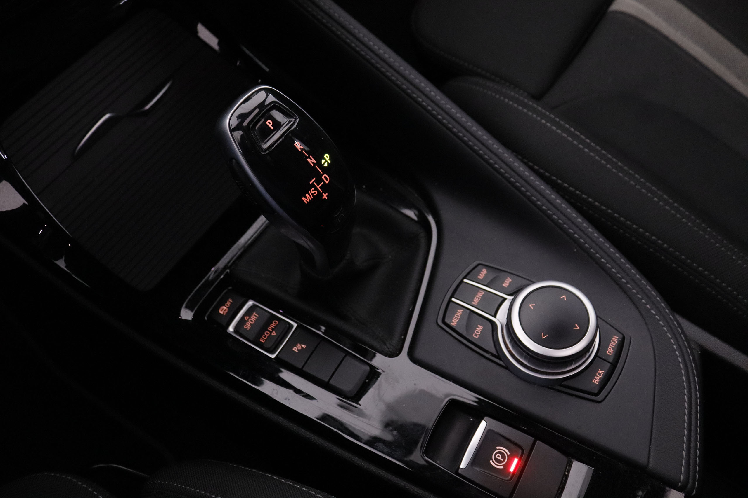 BMW X2 X2 S DRIVE AUTO 140CV 5P #IVA DEDUCIBLE, TECHO ELECTRICO PANORAMICO foto 24