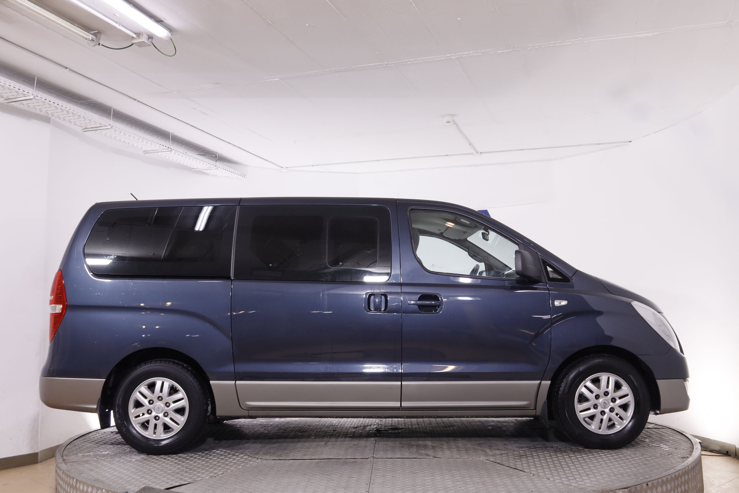 Hyundai H-1 2.5 CRDI TRAVELER 136CV 8 PLAZAS 5P # PARKTRONIC foto 9